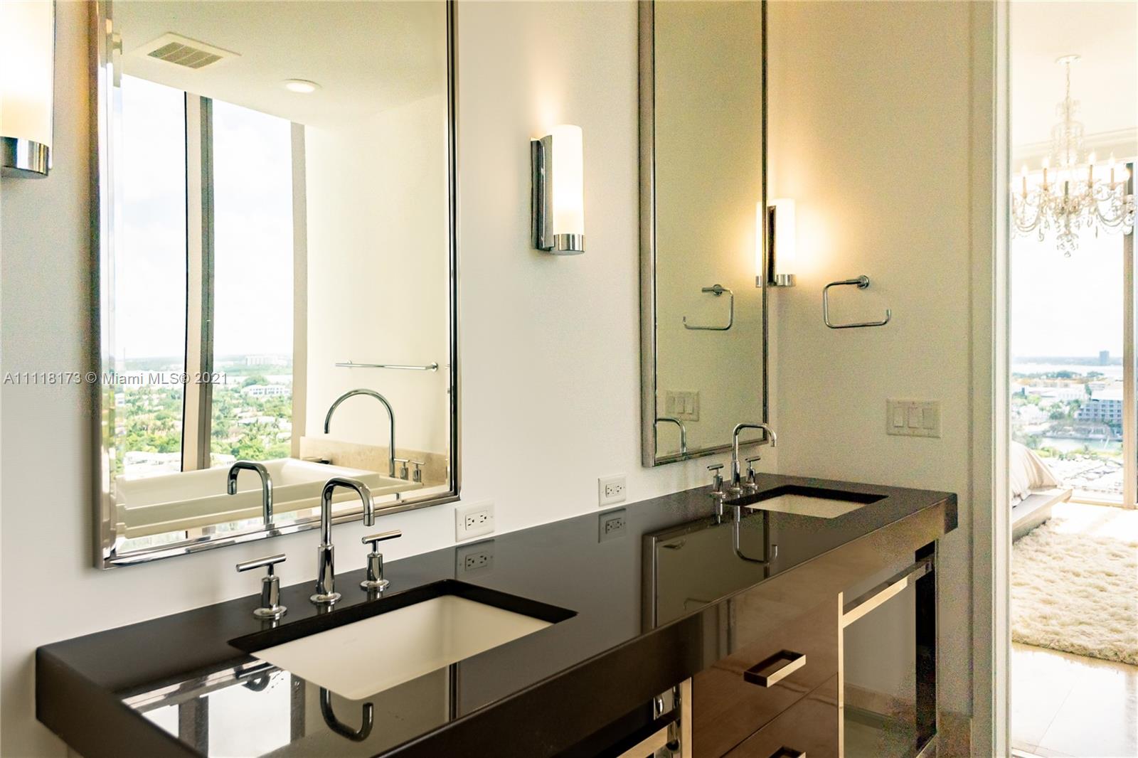 image St. Regis Bal Harbour South13