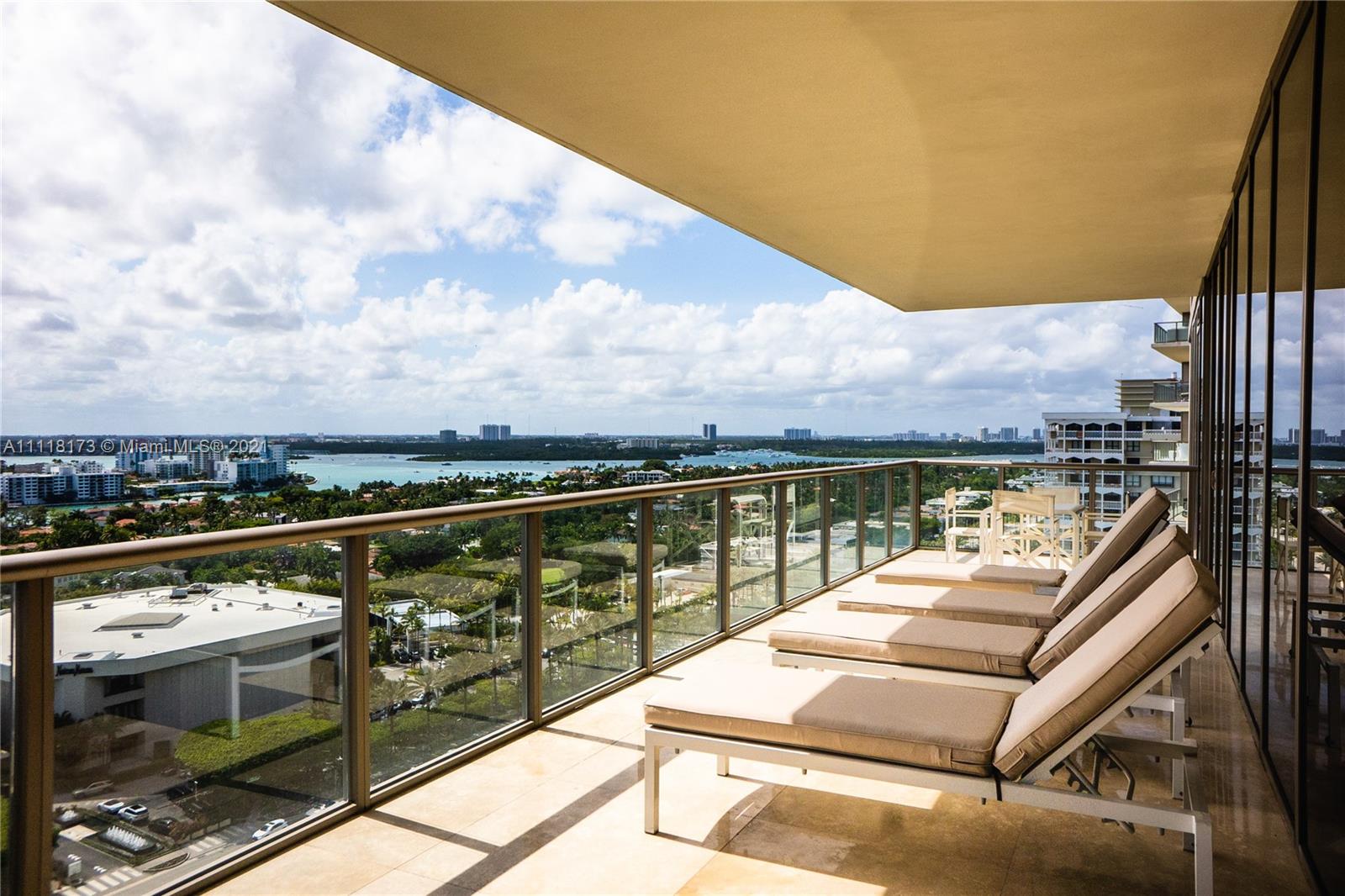image St. Regis Bal Harbour South17