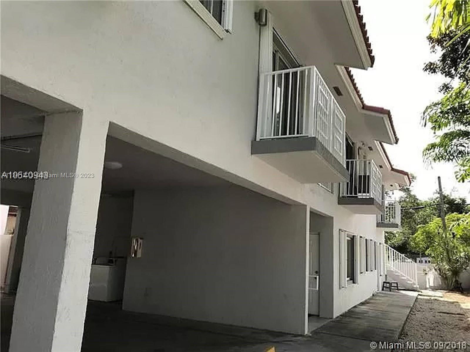 842 SW 14th Ave