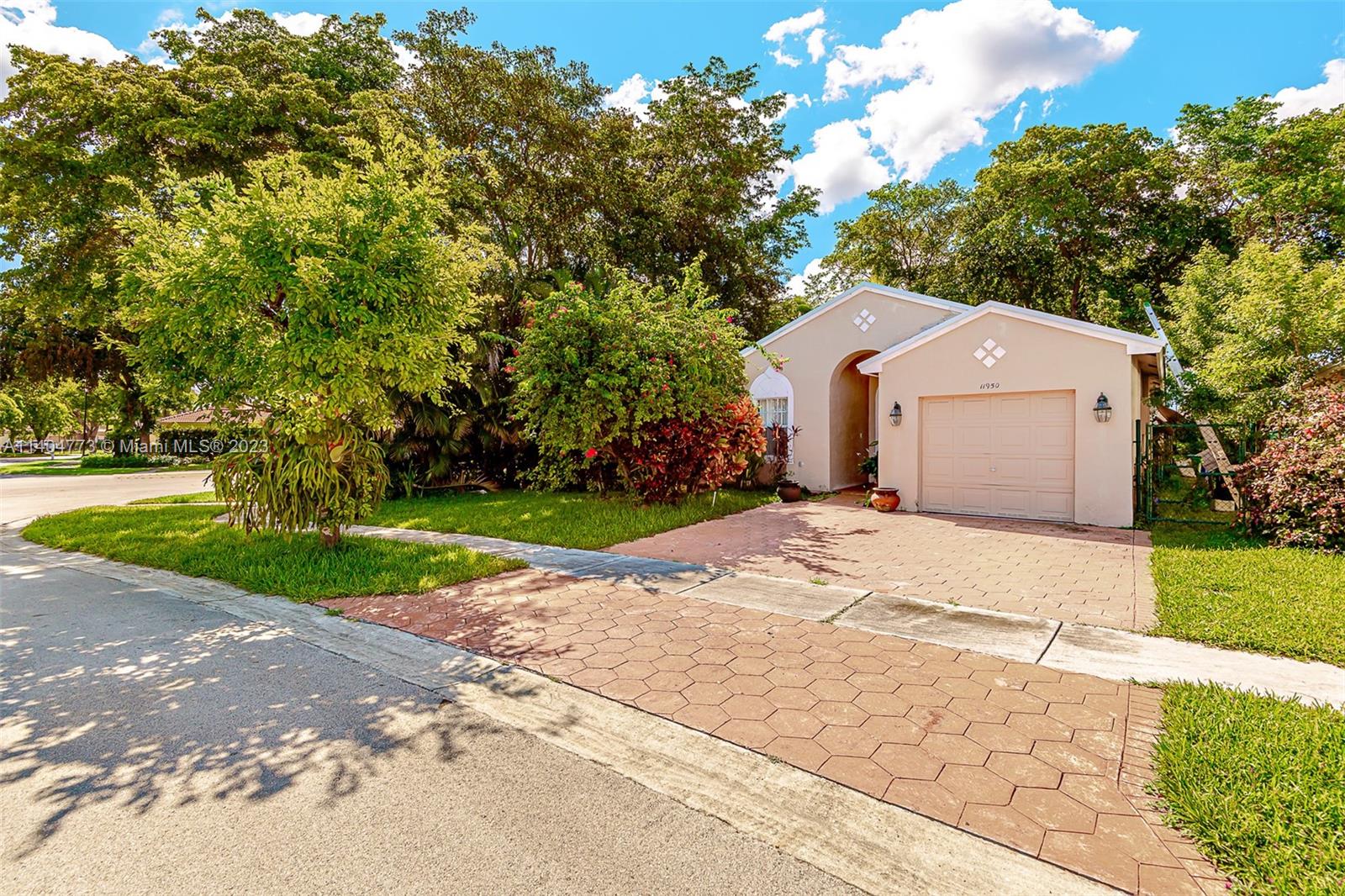11950 SW 19th St