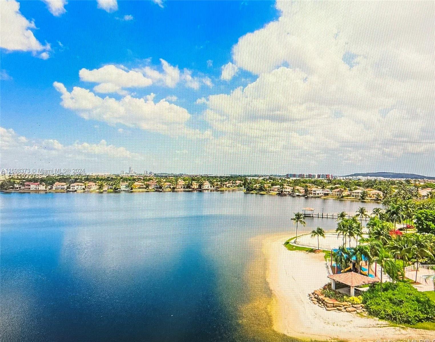 11161 NW 71st St Doral, FL 33178