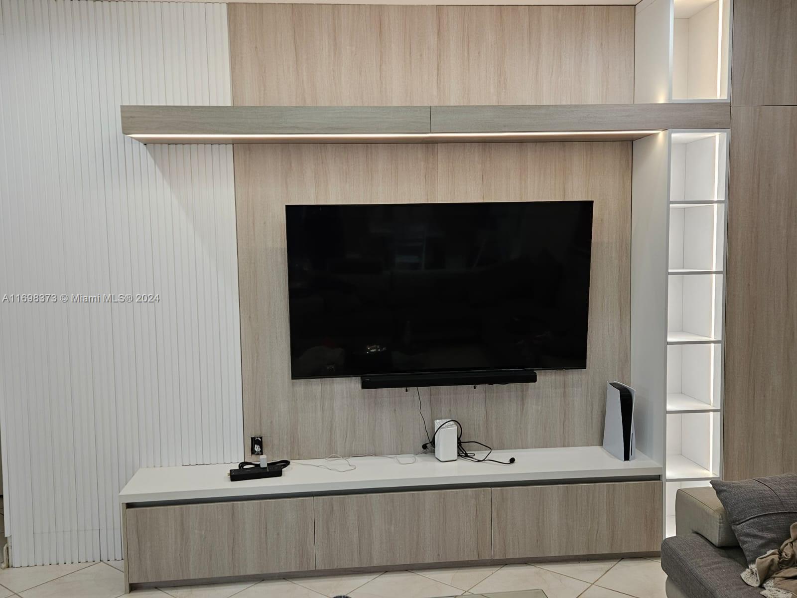 11161 NW 71st St Doral, FL 33178