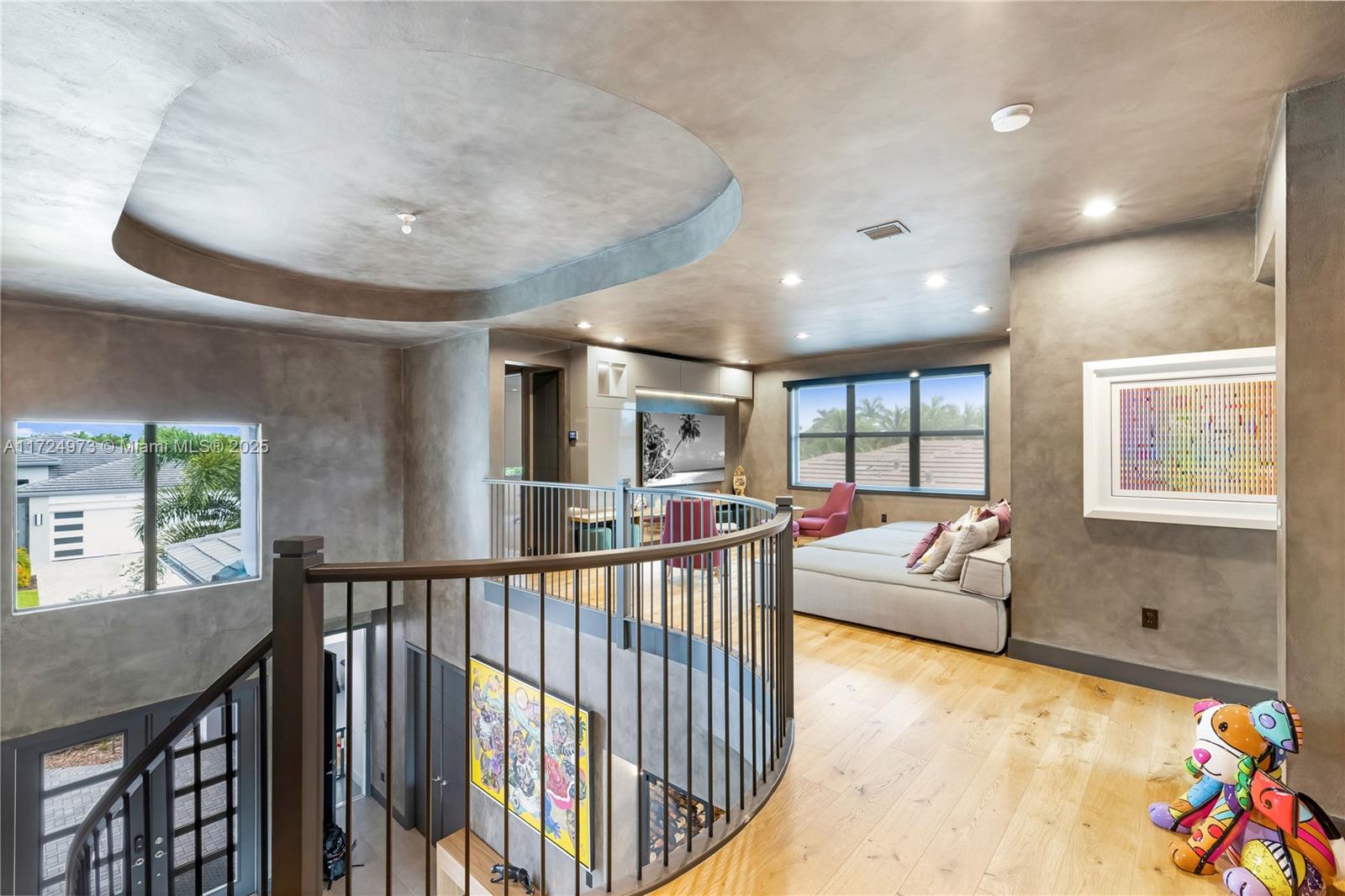 8853 New Riv Falls Rd Boca Raton, FL 33496