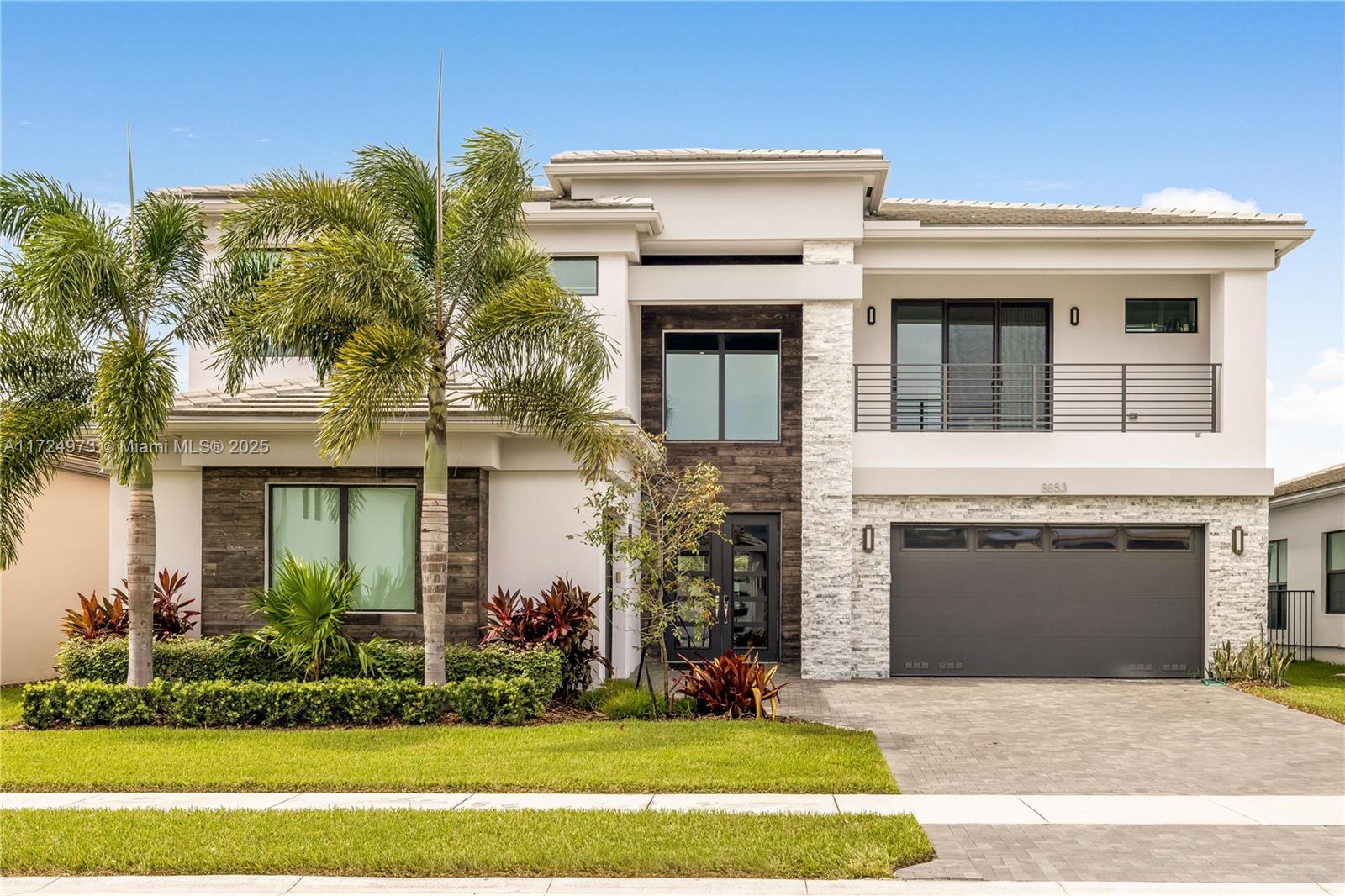 8853 New Riv Falls Rd Boca Raton, FL 33496