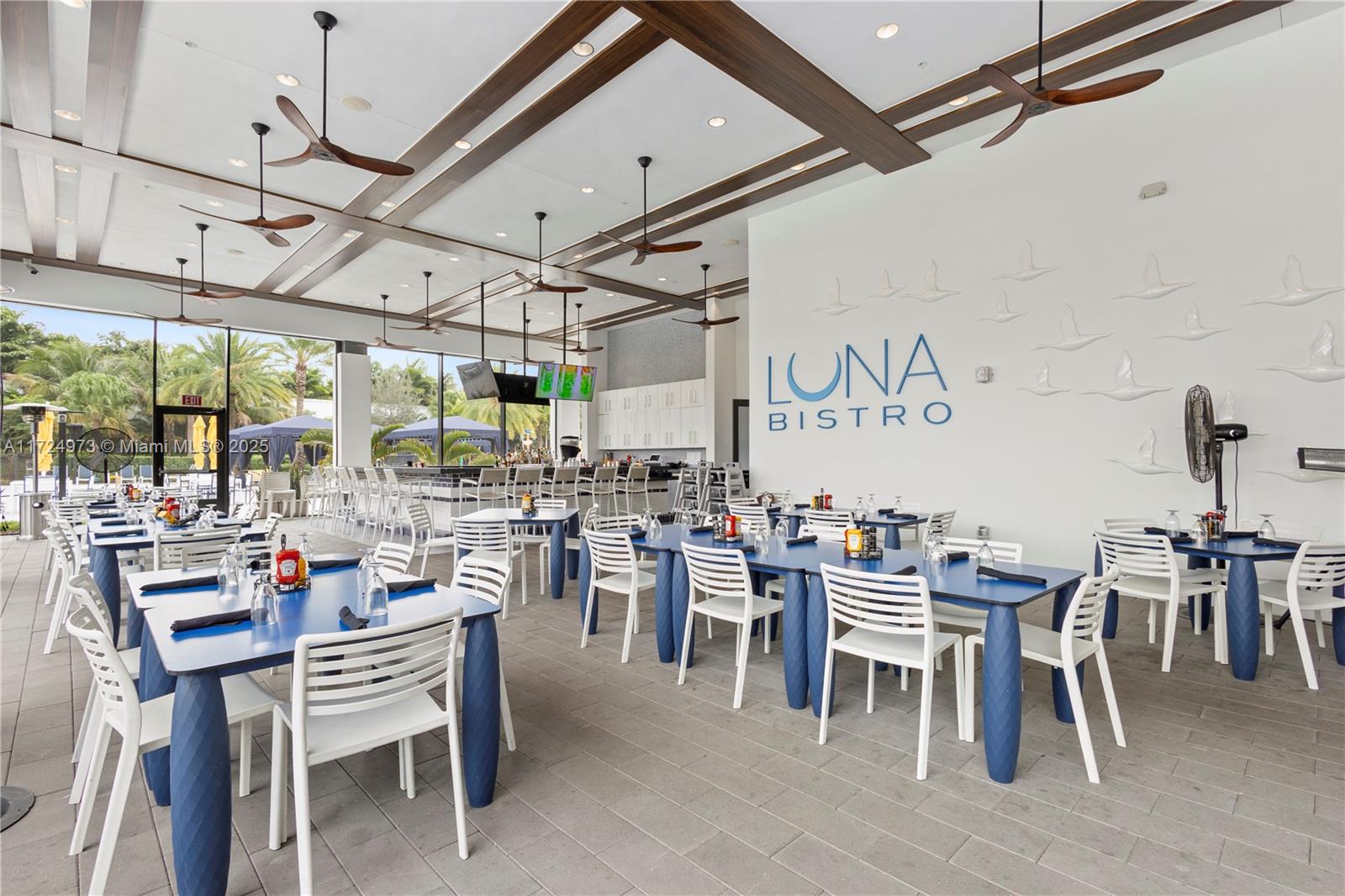 8853 New Riv Falls Rd Boca Raton, FL 33496