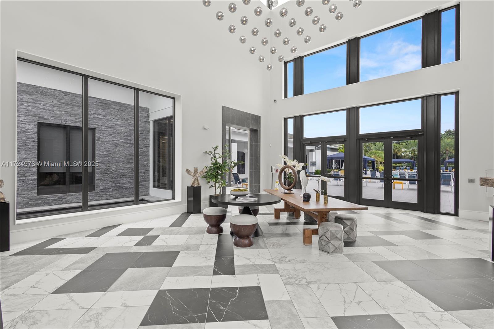 8853 New Riv Falls Rd Boca Raton, FL 33496