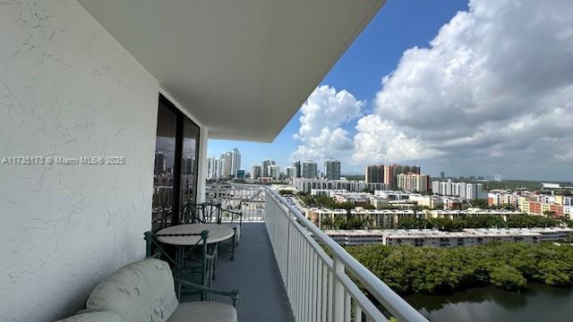 image Winston Towers66