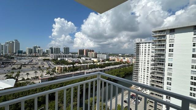 image Winston Towers69