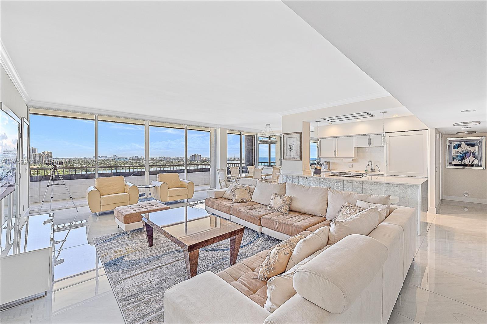 5280 N Ocean Dr #16F,Singer Island, FL 33404