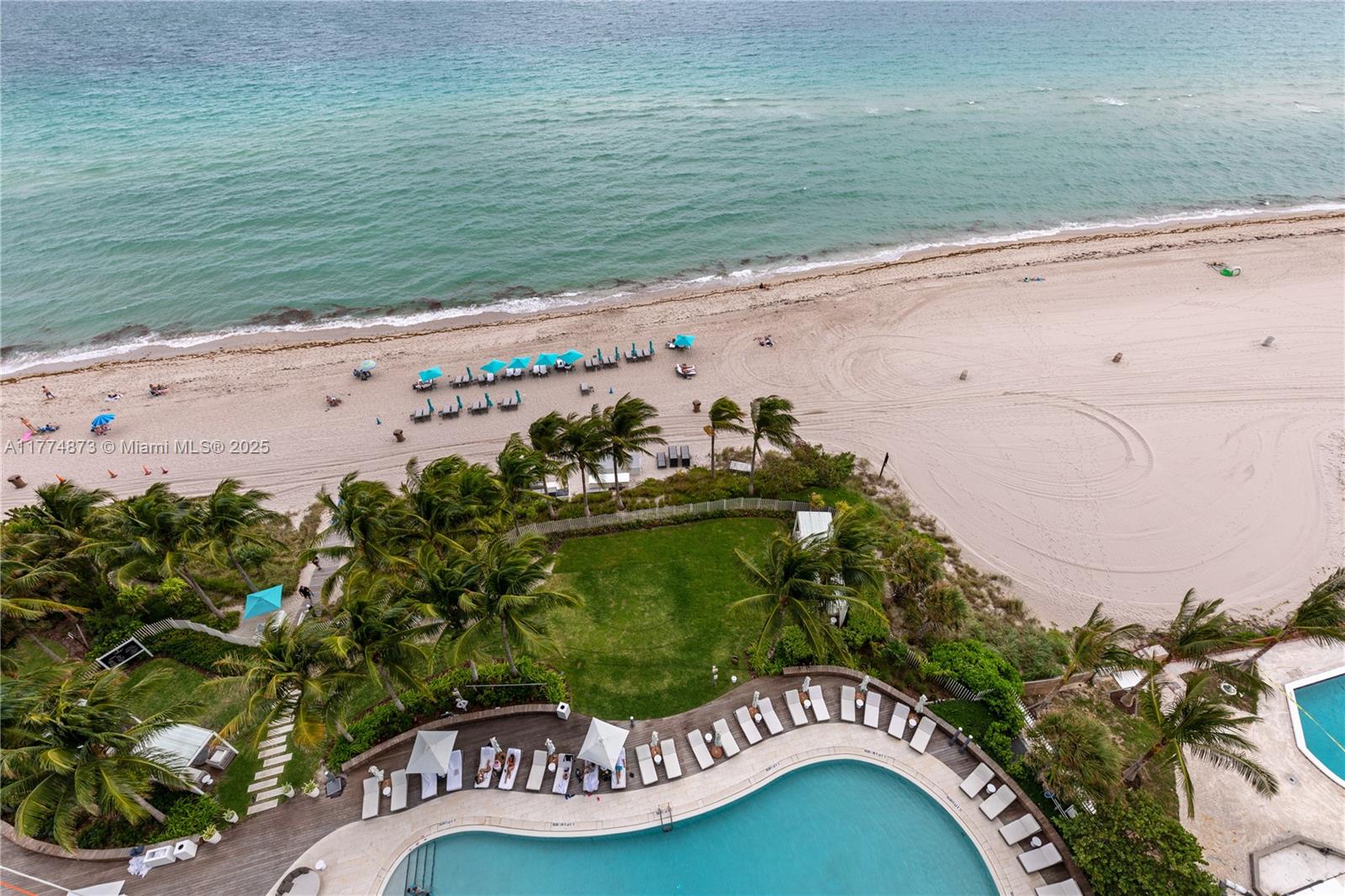 15701 Collins Ave #1004 Sunny Isles Beach, FL 33160