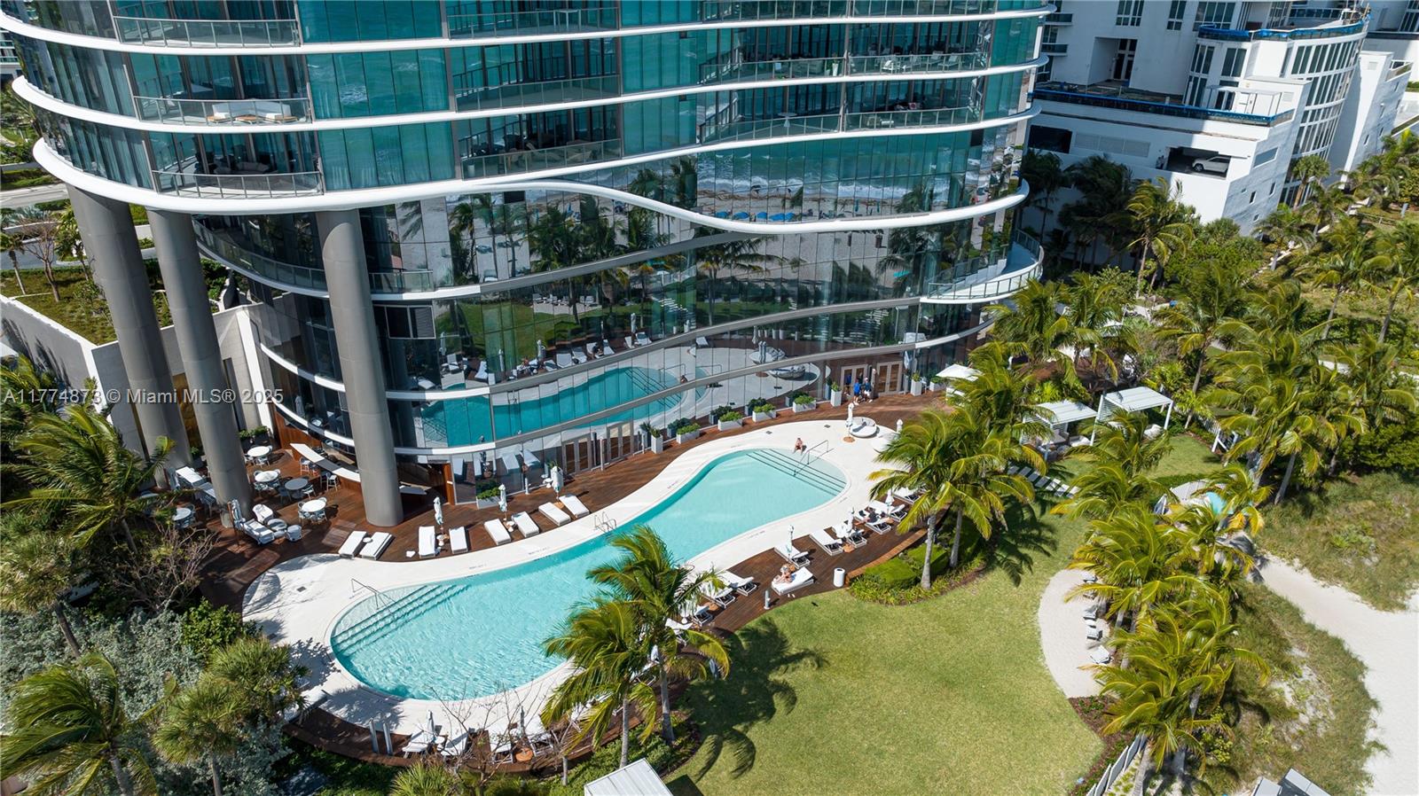 15701 Collins Ave #1004 Sunny Isles Beach, FL 33160