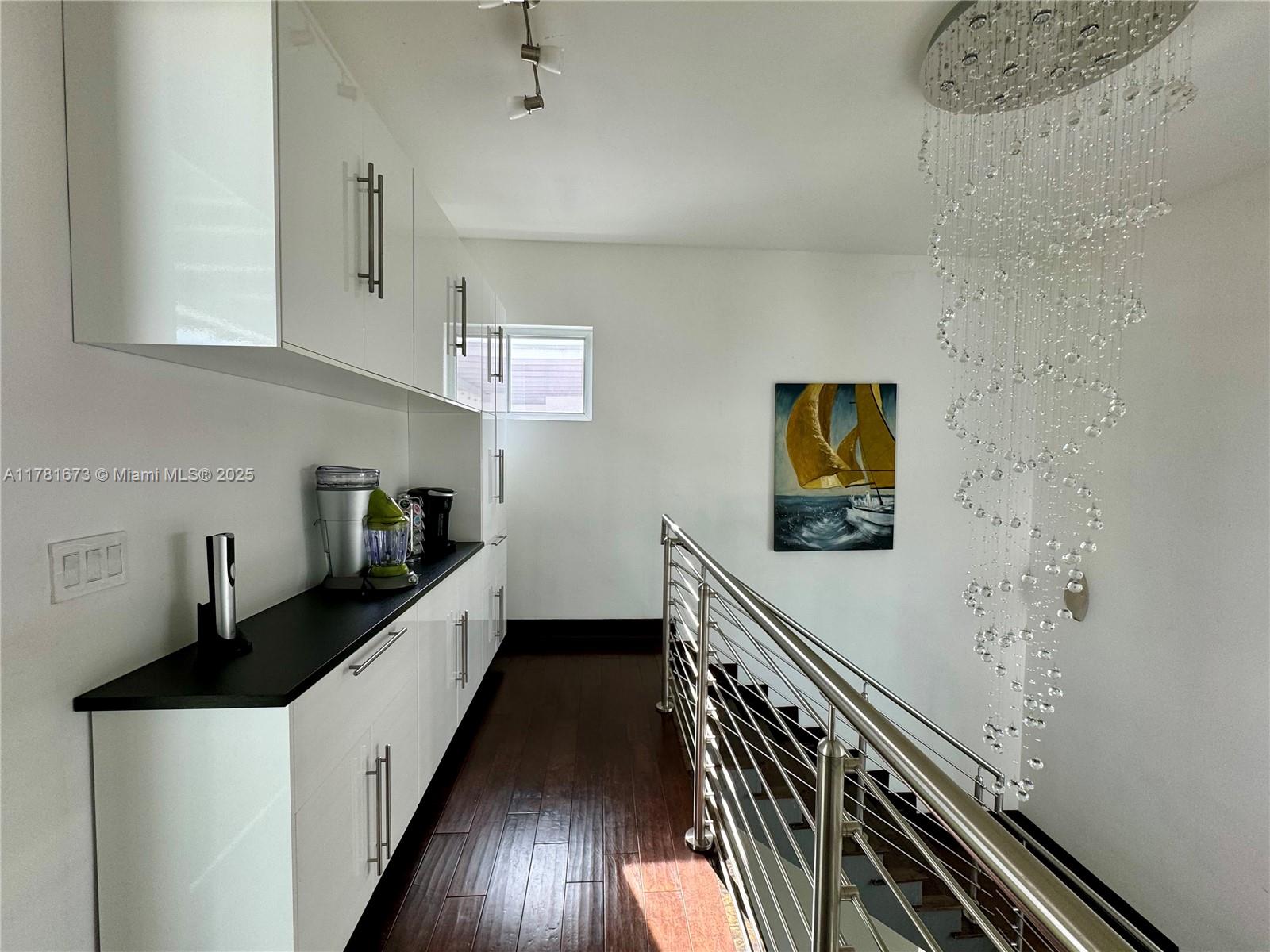 8272 NW 33rd Ter Doral, FL 33122