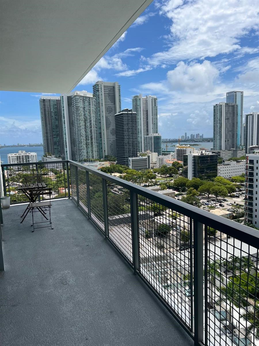 image Four Midtown Miami Condo9