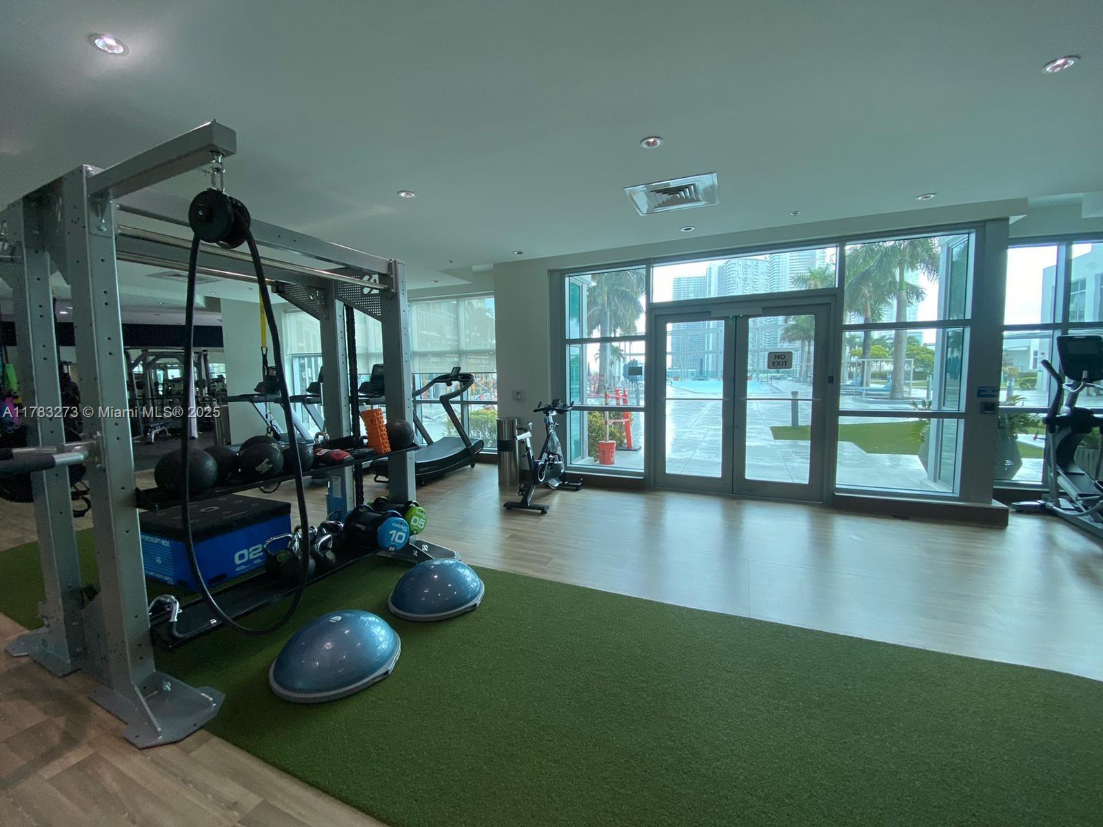 image Four Midtown Miami Condo14