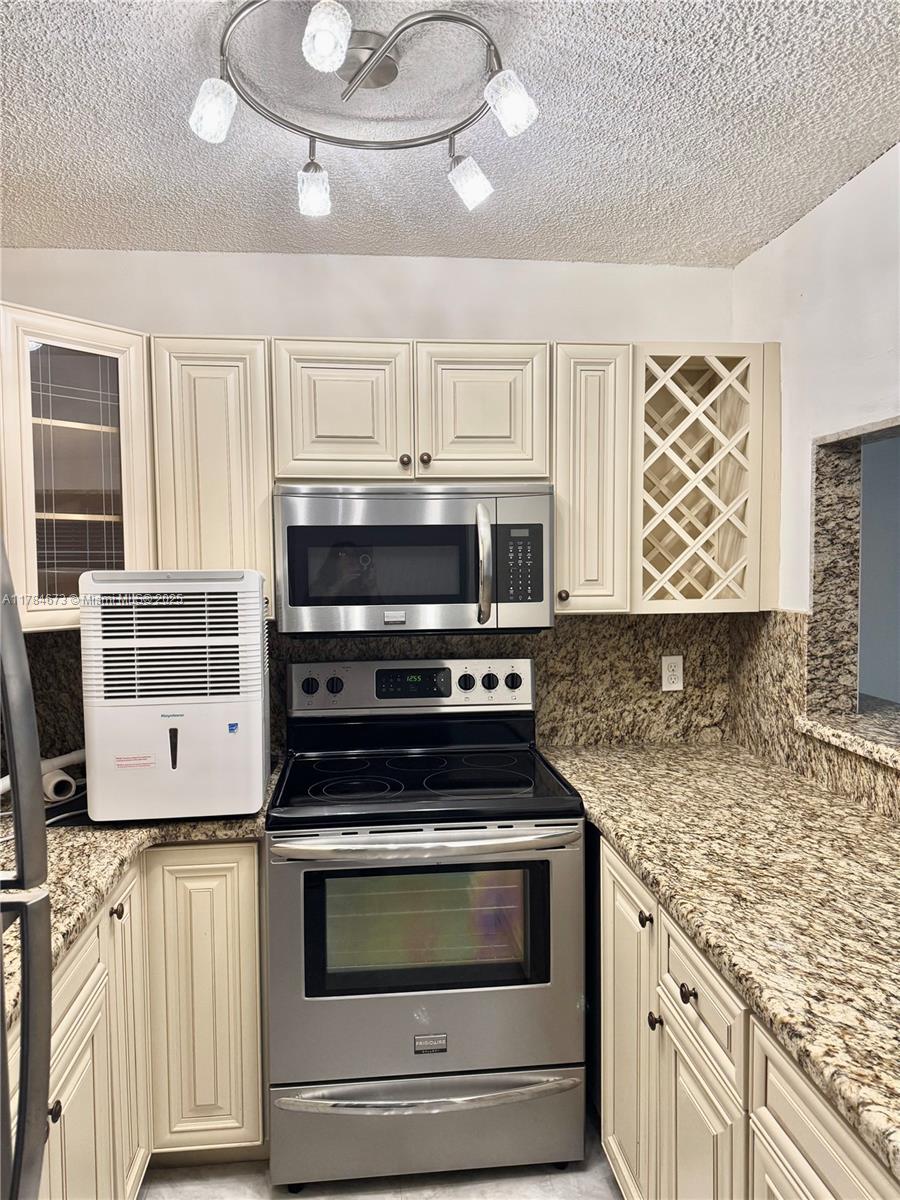 900 Atlantic Shores Blvd #126