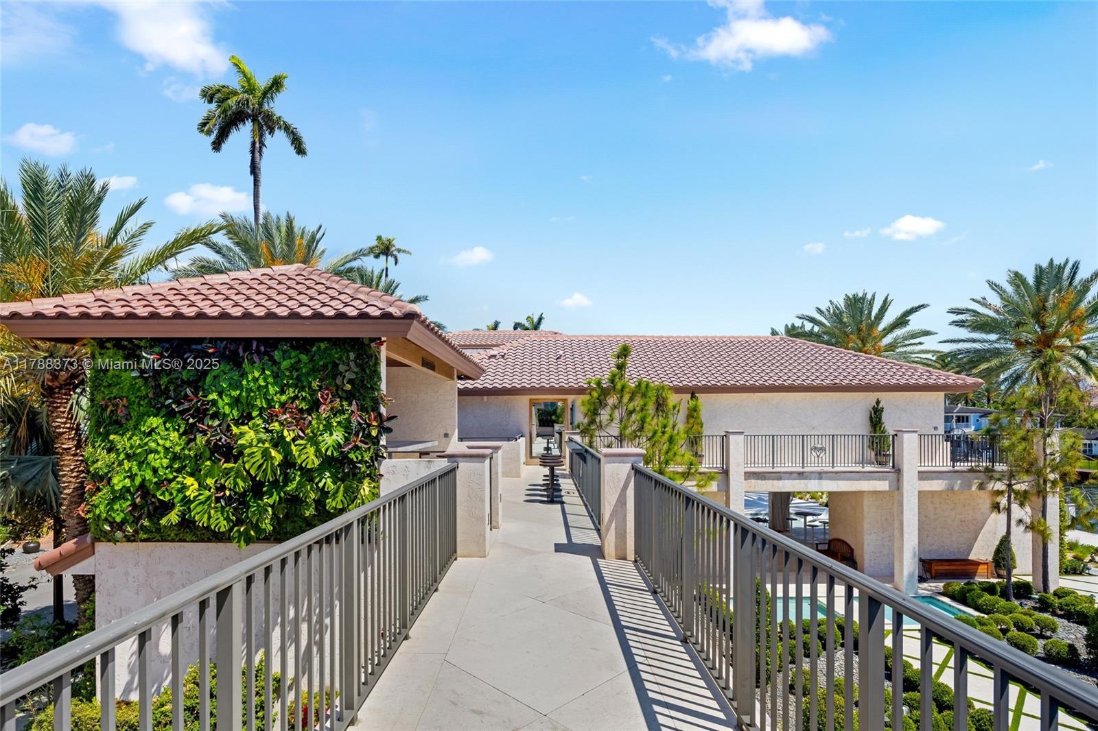 600 Isle Of Palms Dr Fort Lauderdale, FL 33301 600 Isle Of Palms Dr Fort Lauderdale, FL 33301