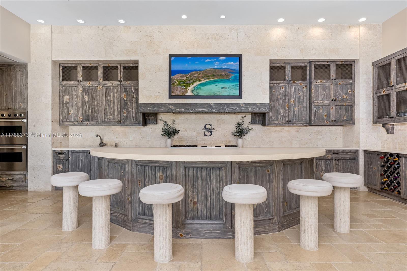600 Isle Of Palms Dr Fort Lauderdale, FL 33301 600 Isle Of Palms Dr Fort Lauderdale, FL 33301
