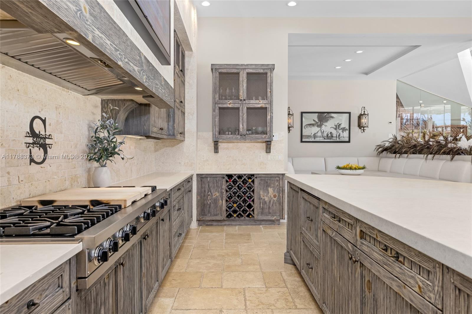 600 Isle Of Palms Dr Fort Lauderdale, FL 33301 600 Isle Of Palms Dr Fort Lauderdale, FL 33301