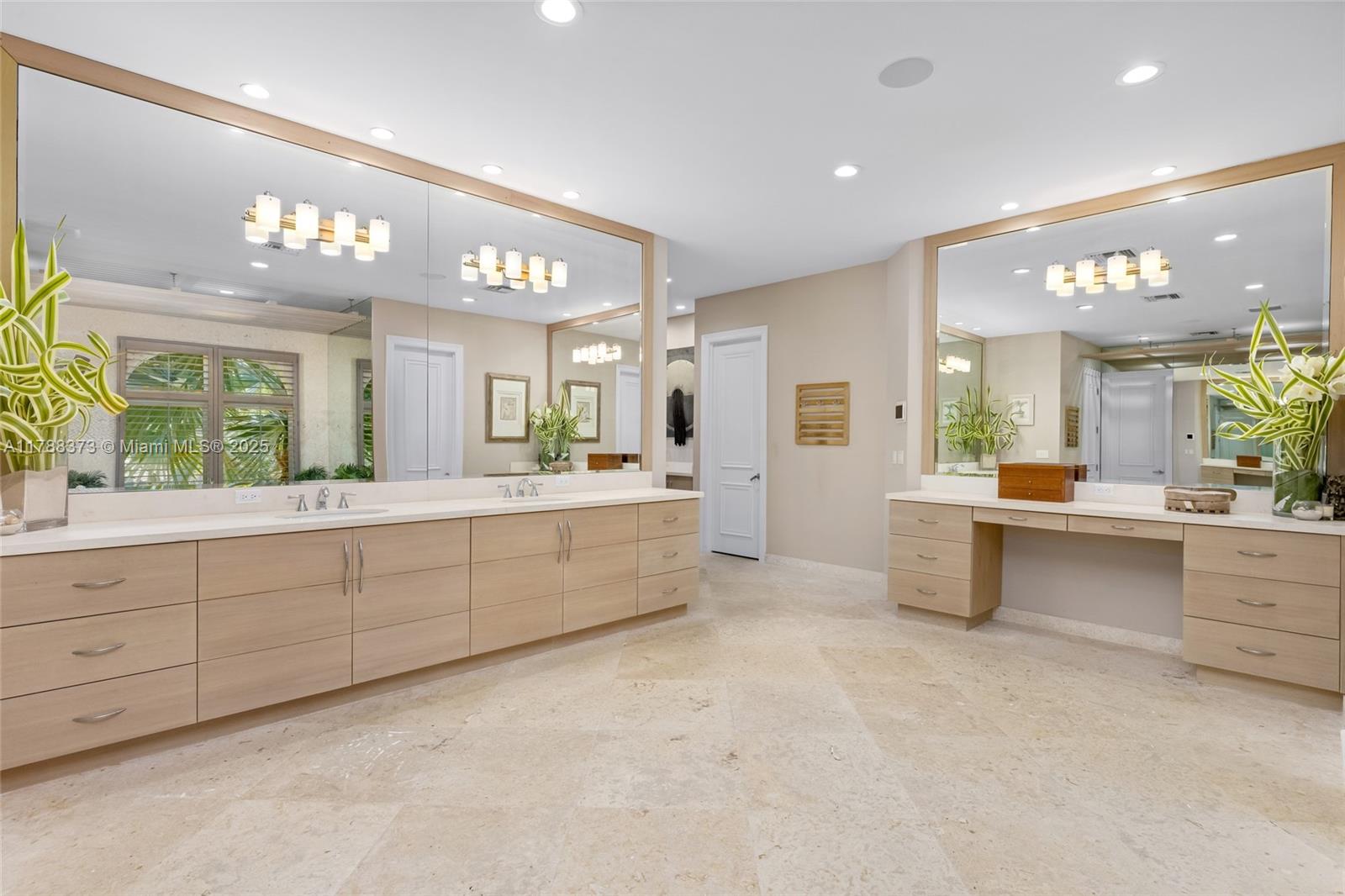 600 Isle Of Palms Dr Fort Lauderdale, FL 33301 600 Isle Of Palms Dr Fort Lauderdale, FL 33301