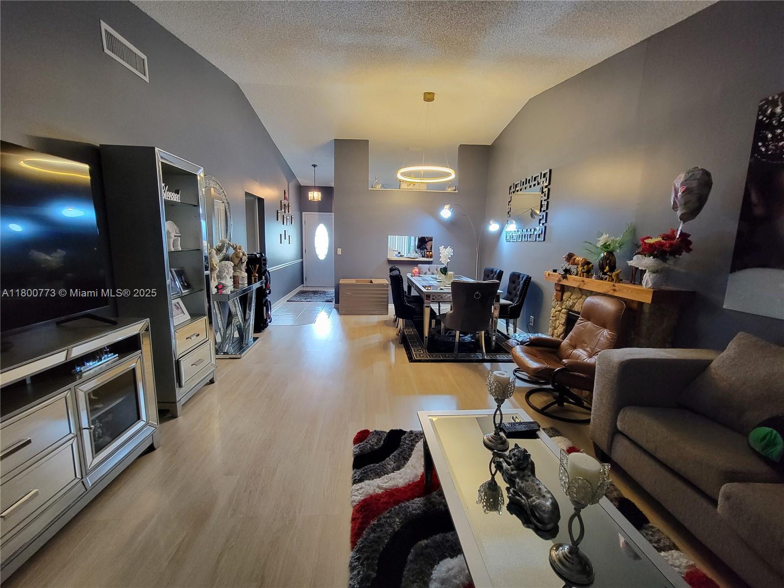 1025 Green Pine Blvd #B West Palm Beach, FL 33409