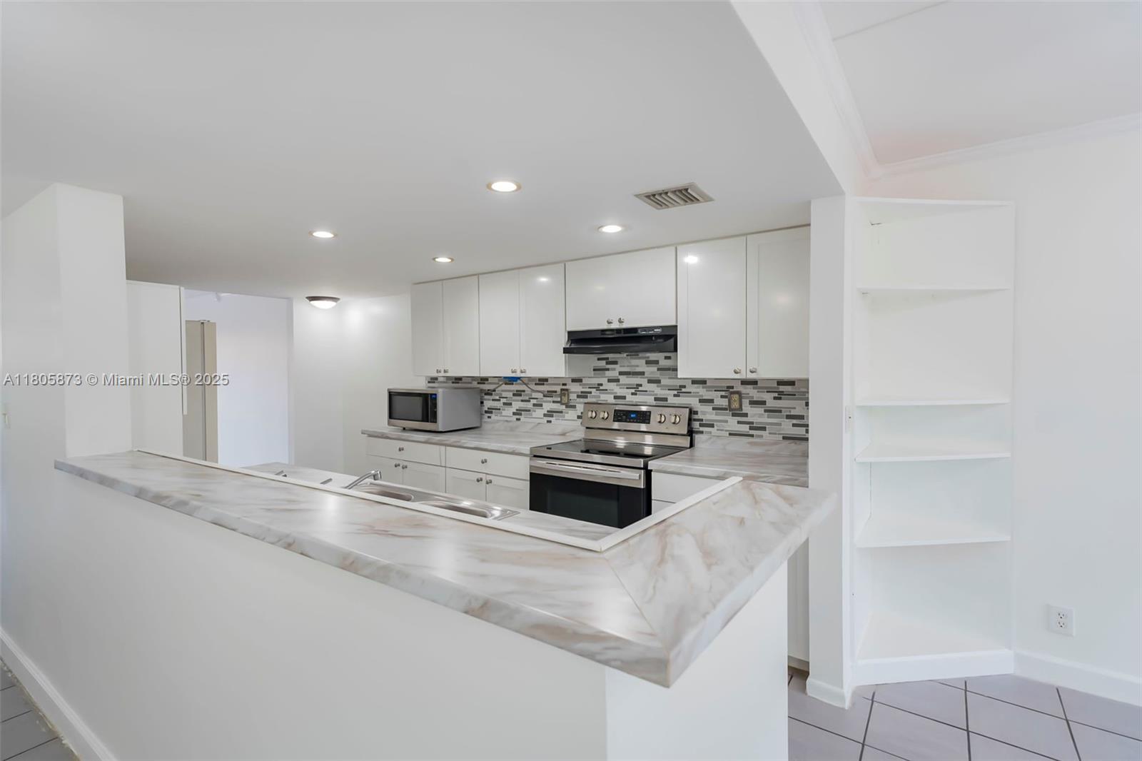 3947 NW 94th Ter #3947,Sunrise, FL 33351