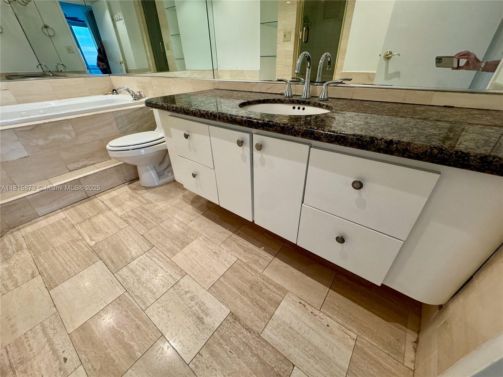 900 Bay Dr #727-725 Miami Beach, FL 33141