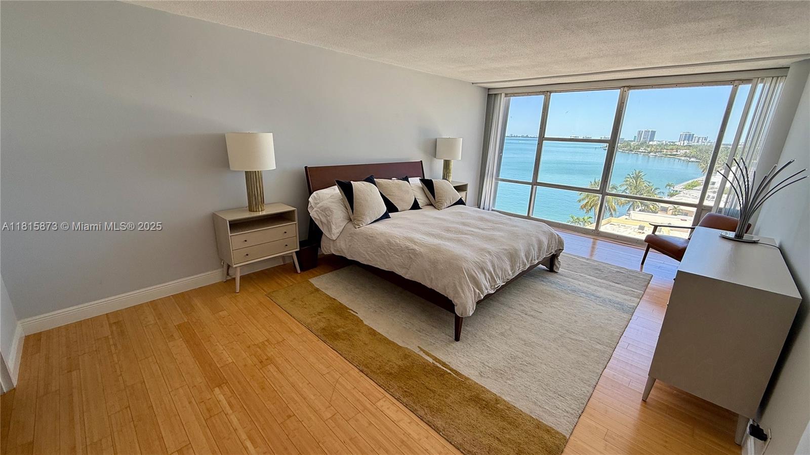 900 Bay Dr #727-725 Miami Beach, FL 33141