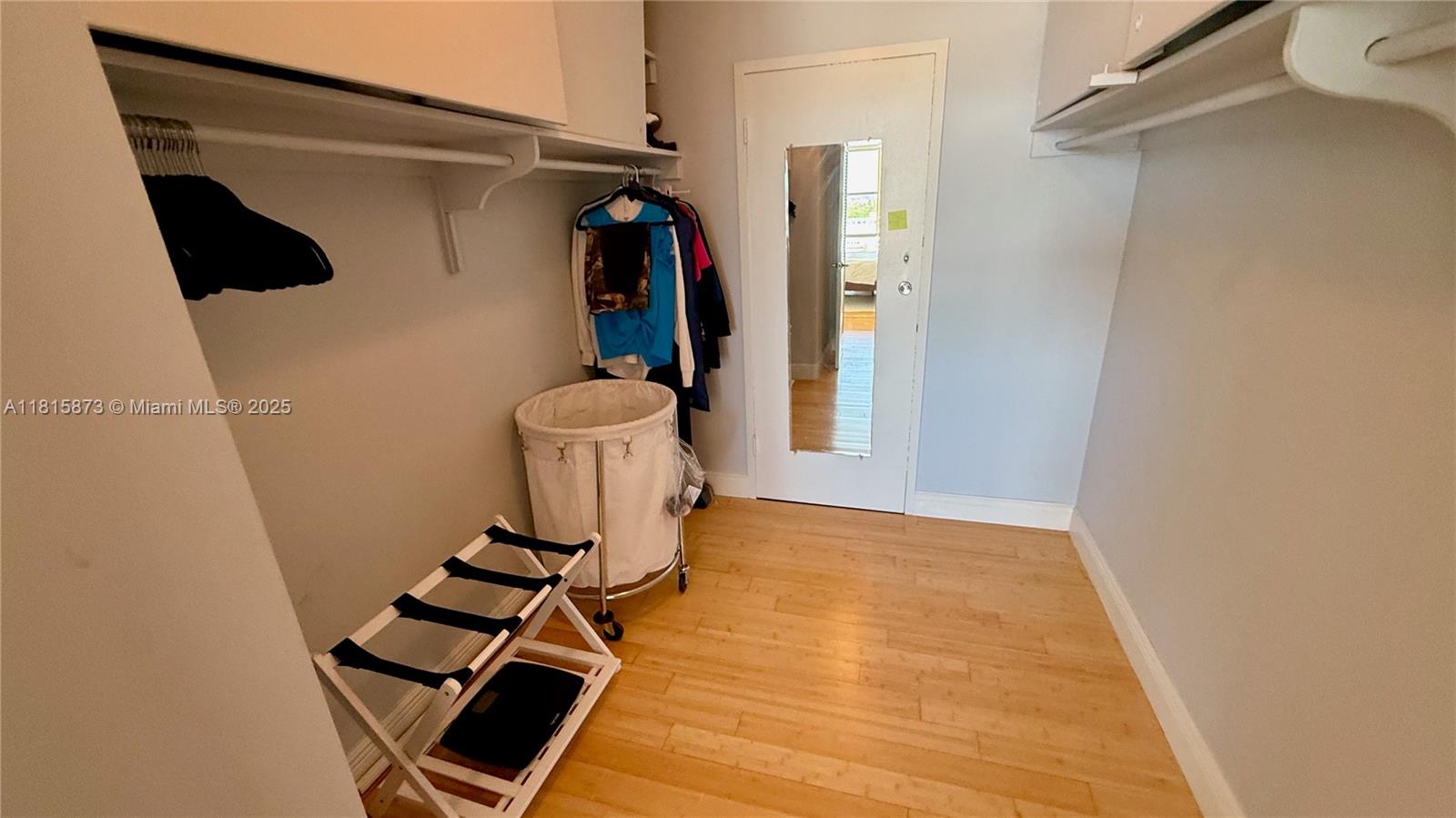 900 Bay Dr #727-725 Miami Beach, FL 33141