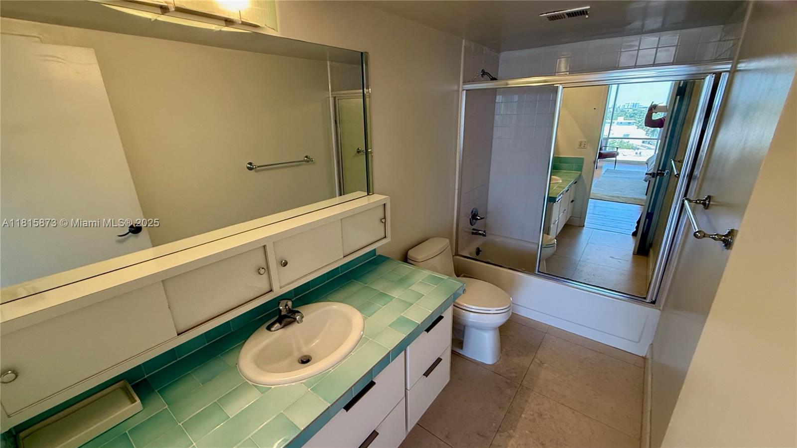 900 Bay Dr #727-725 Miami Beach, FL 33141