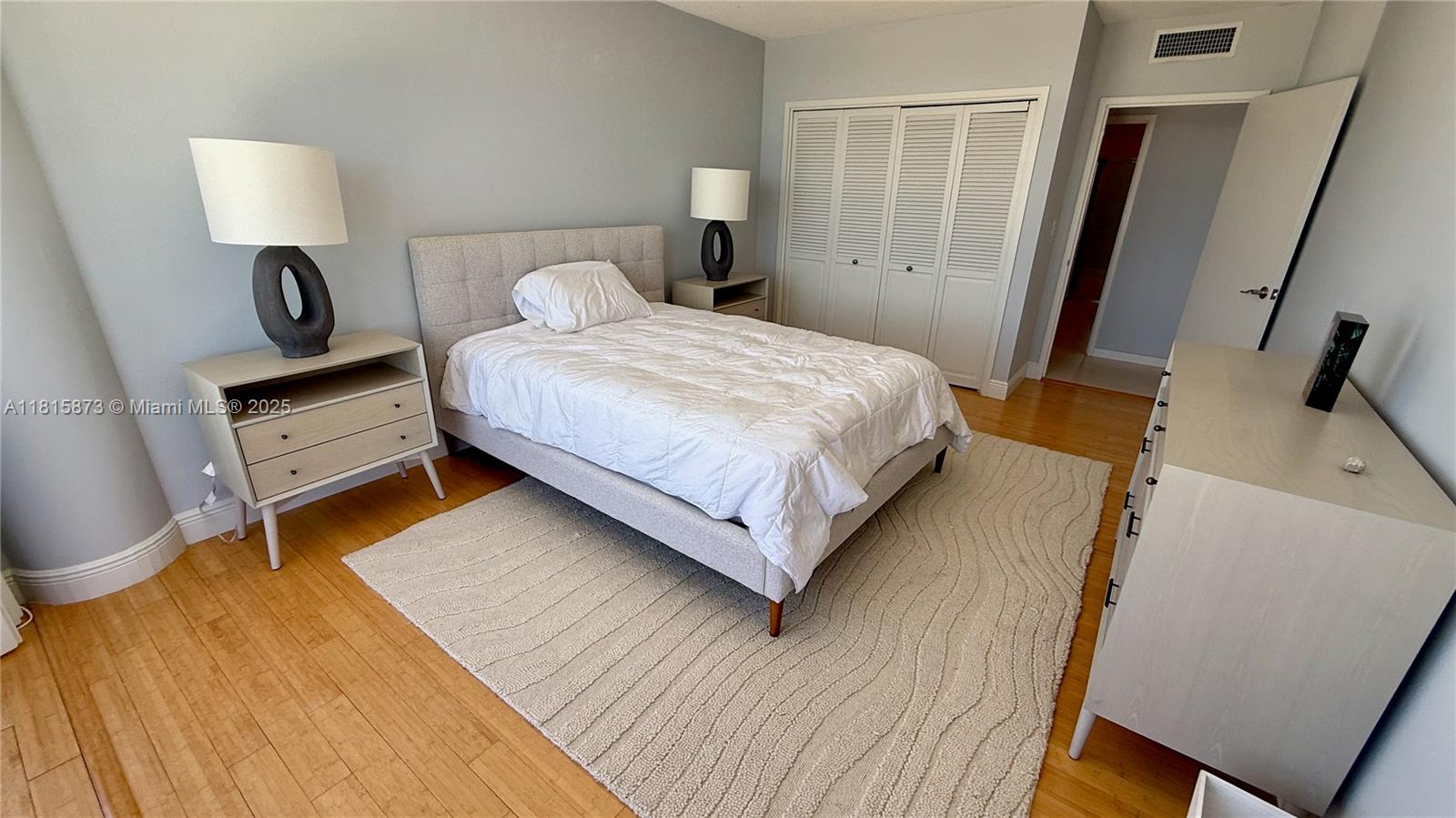 900 Bay Dr #727-725 Miami Beach, FL 33141