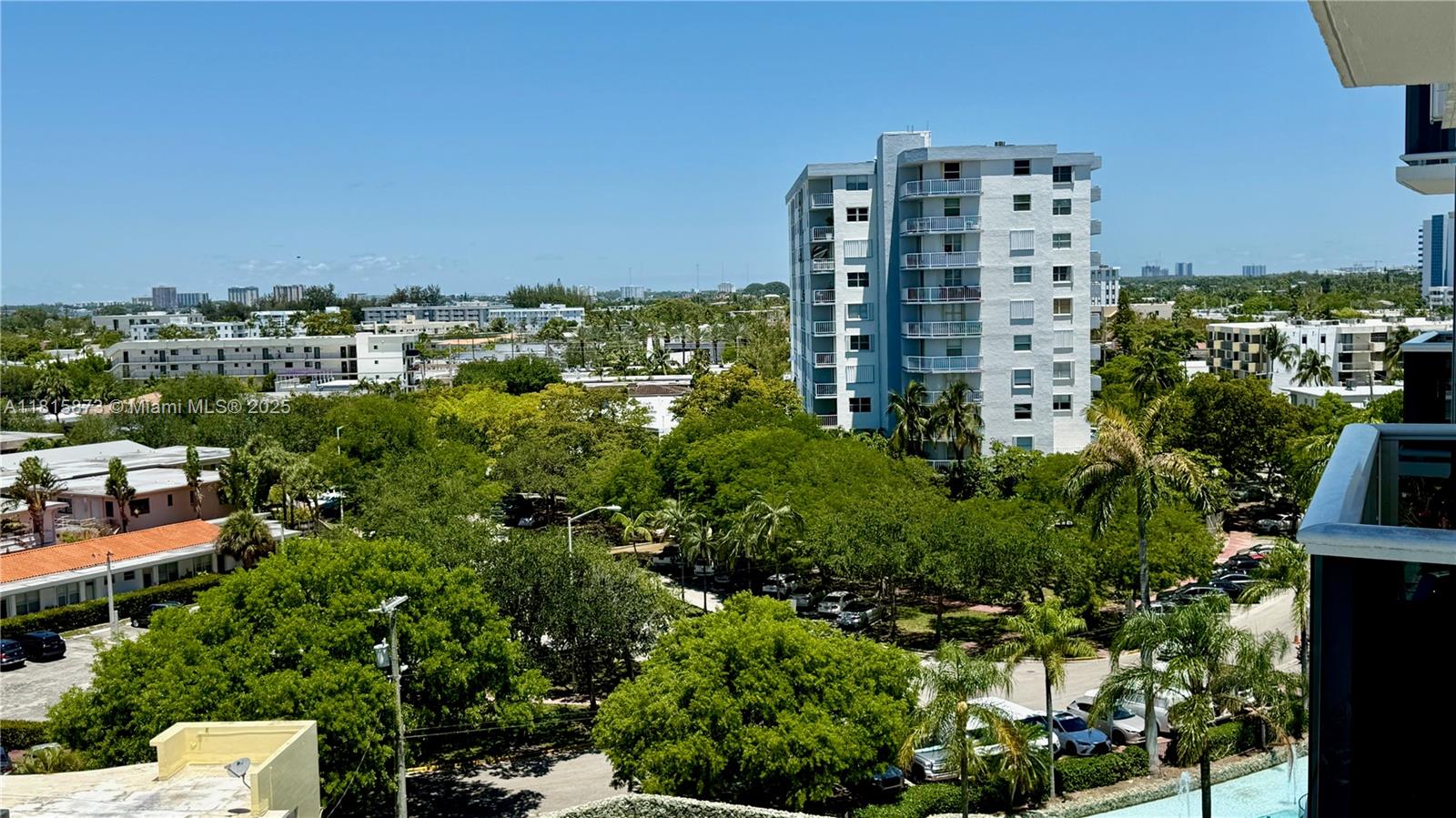900 Bay Dr #727-725 Miami Beach, FL 33141