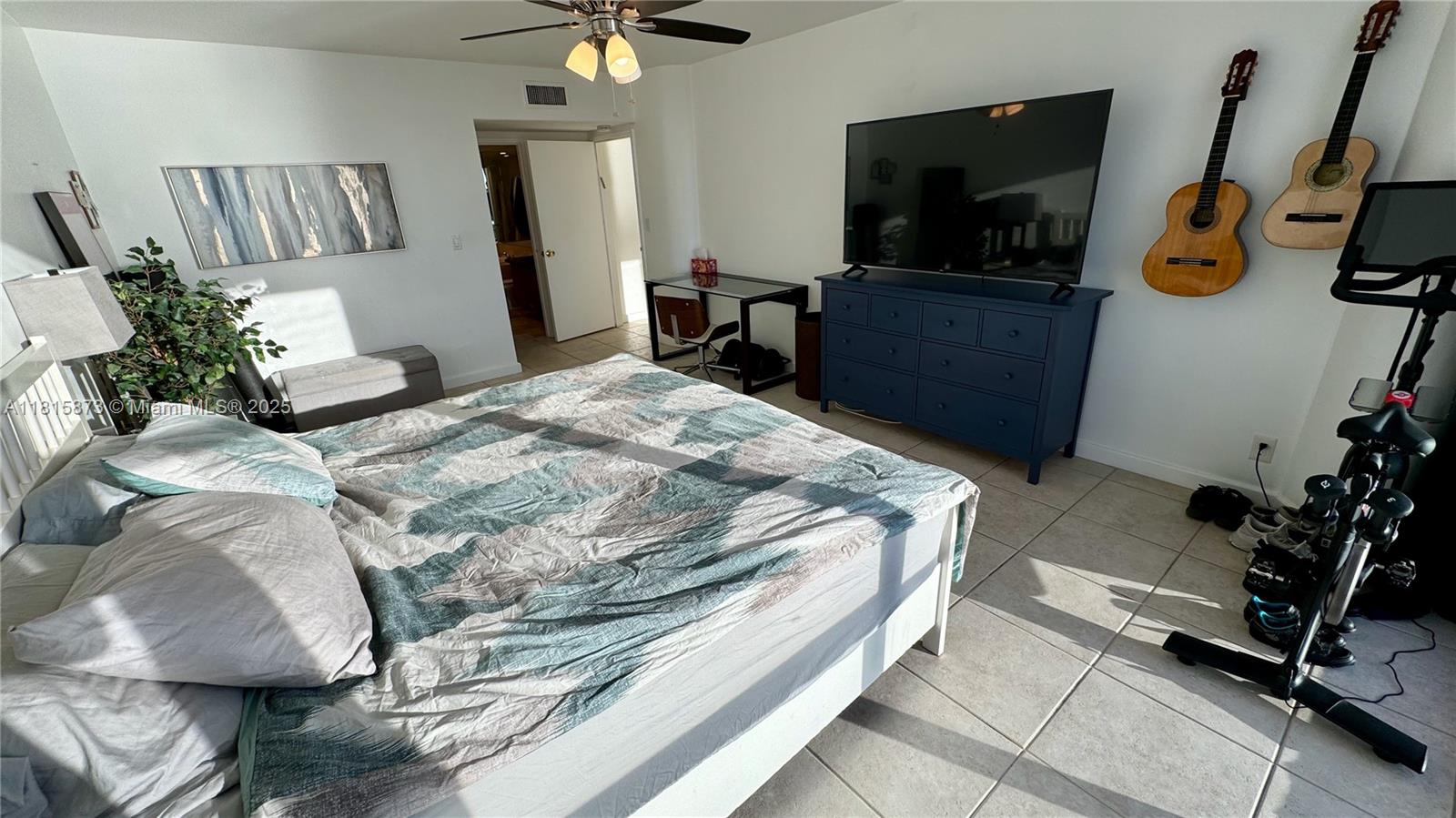 900 Bay Dr #727-725 Miami Beach, FL 33141