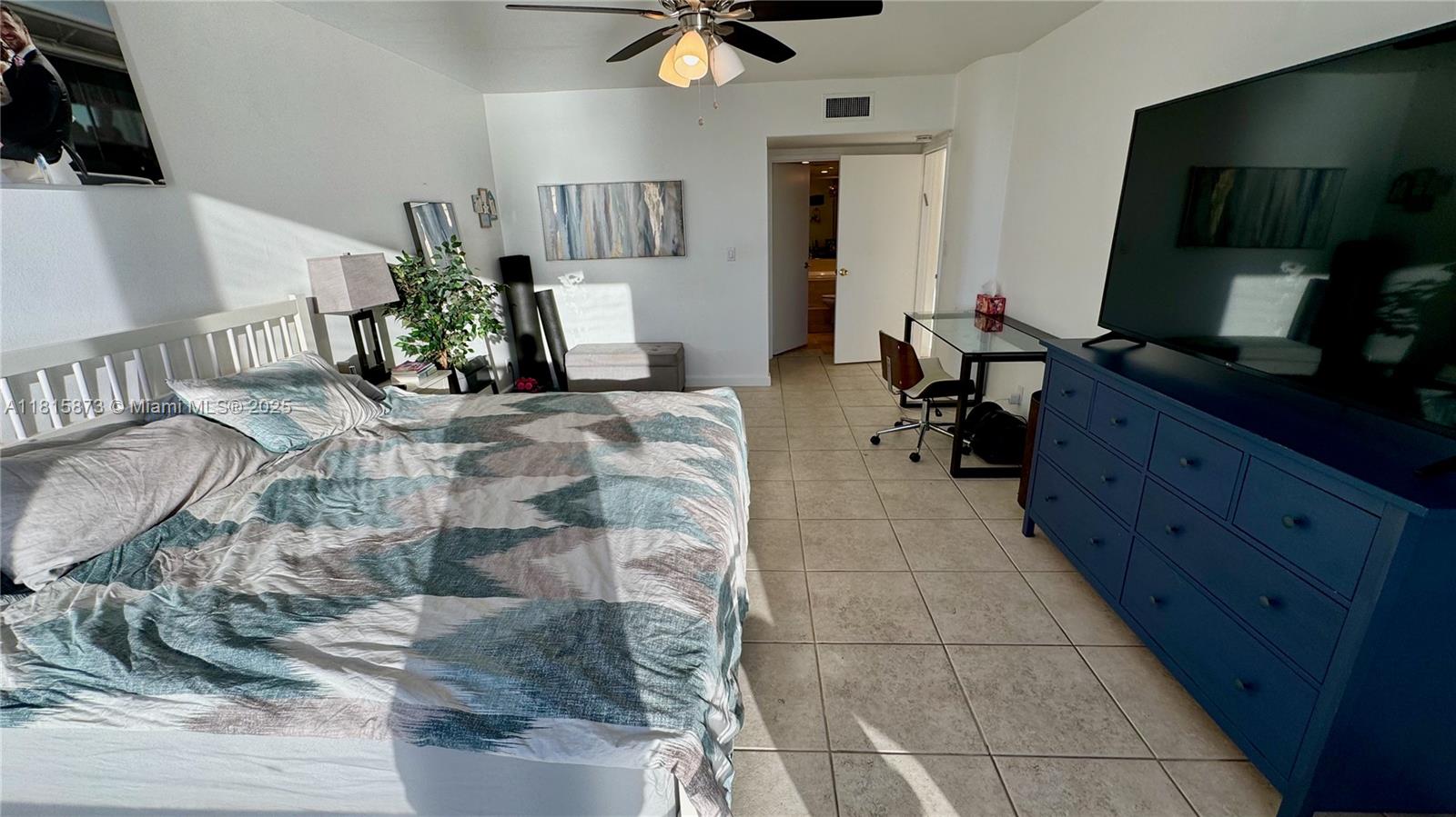 900 Bay Dr #727-725 Miami Beach, FL 33141