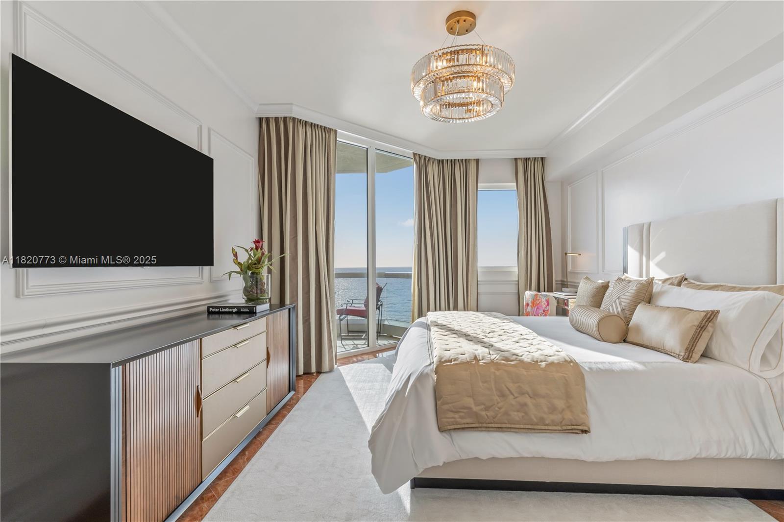 image Acqualina Ocean Residence18