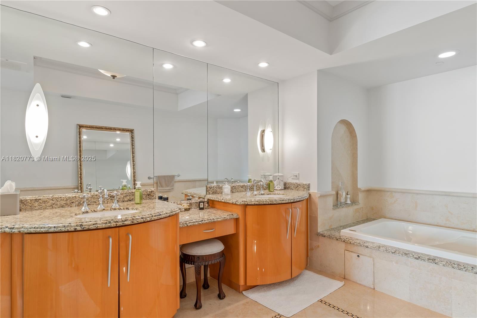 image Acqualina Ocean Residence20