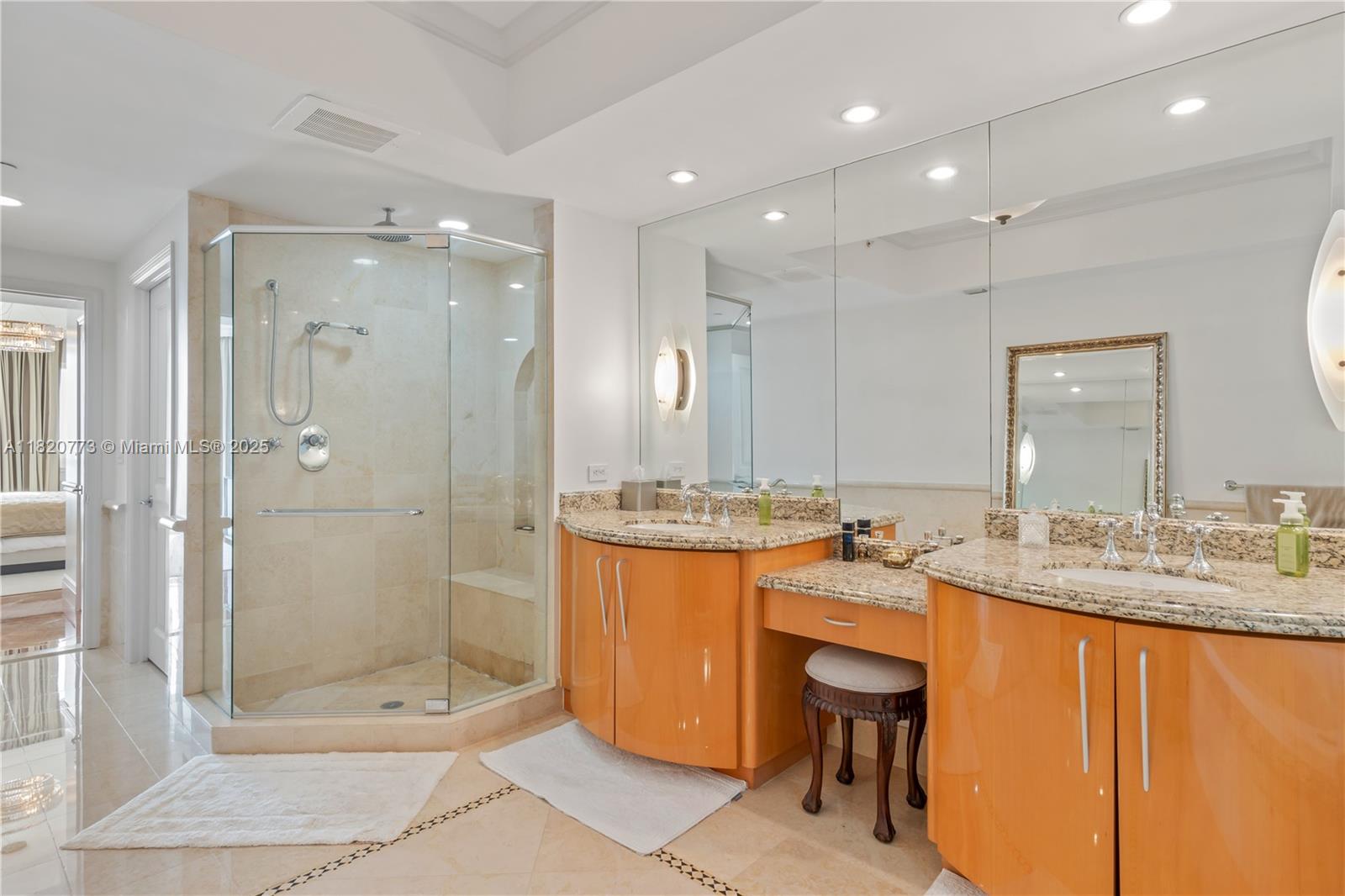image Acqualina Ocean Residence21