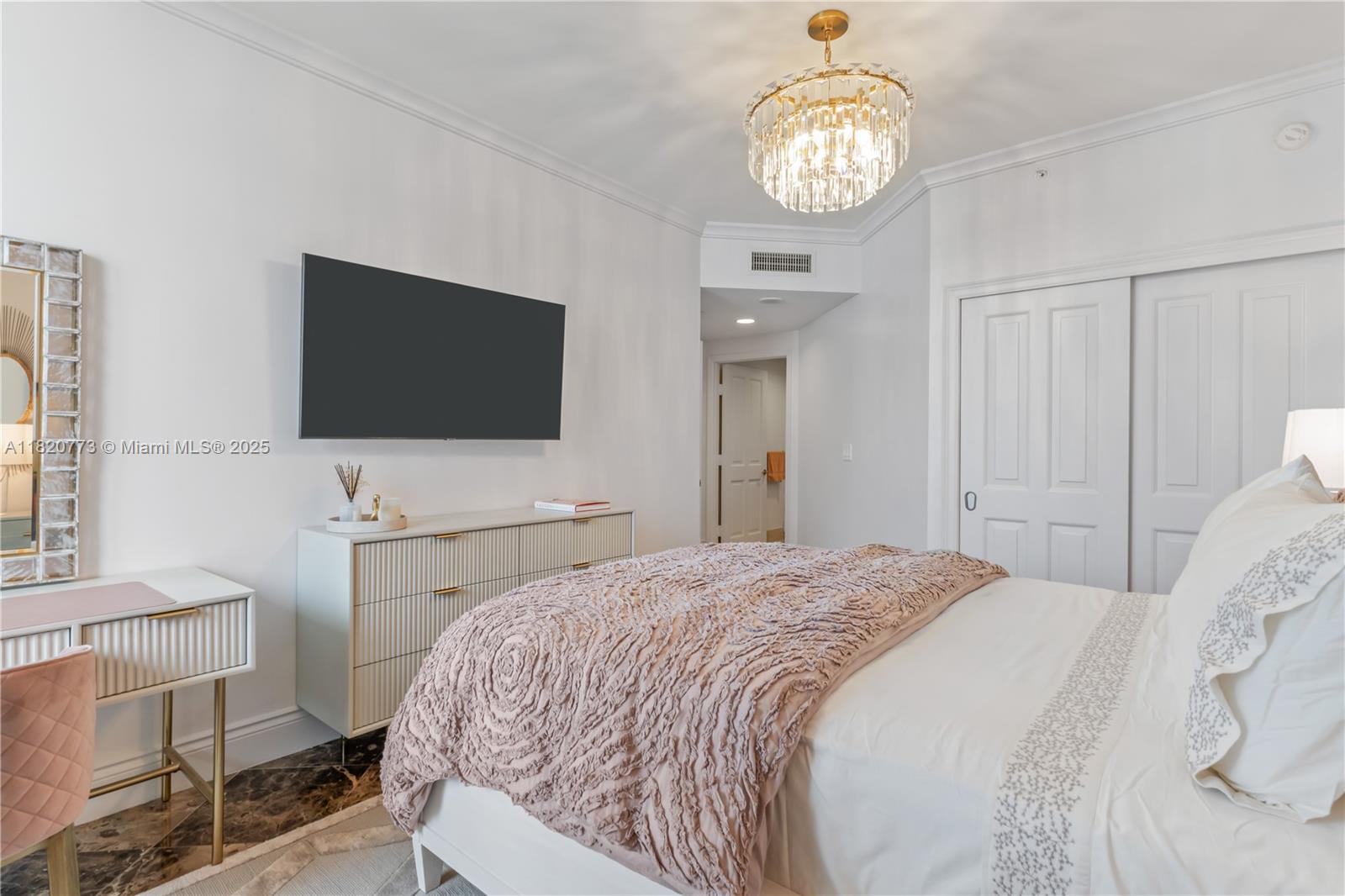 image Acqualina Ocean Residence23