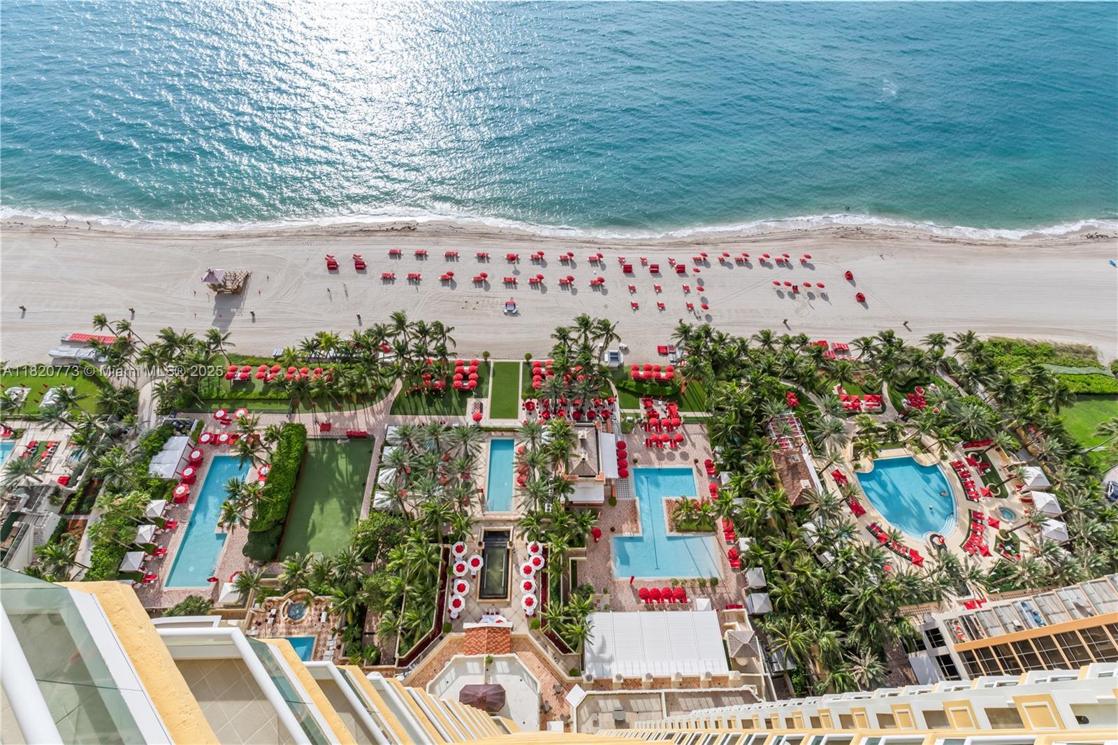 image Acqualina Ocean Residence33