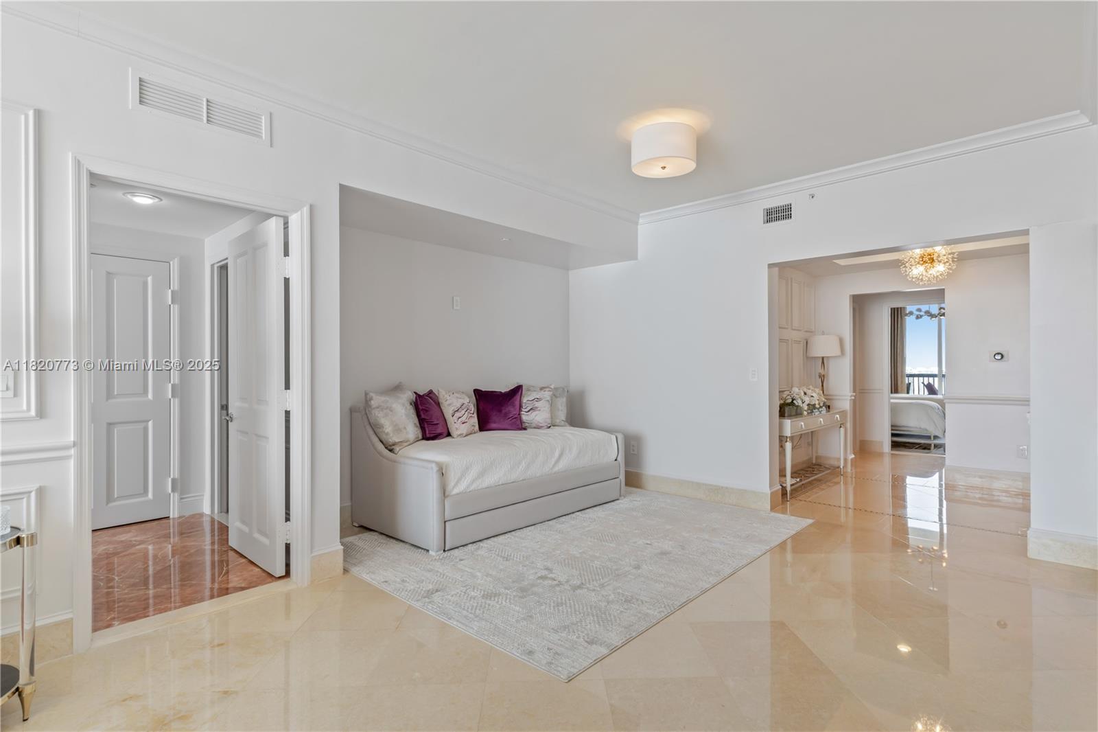 image Acqualina Ocean Residence5
