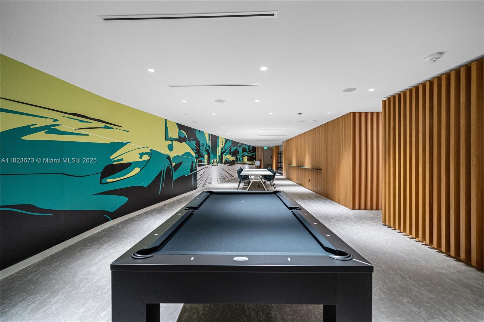 image Aston Martin Residences32
