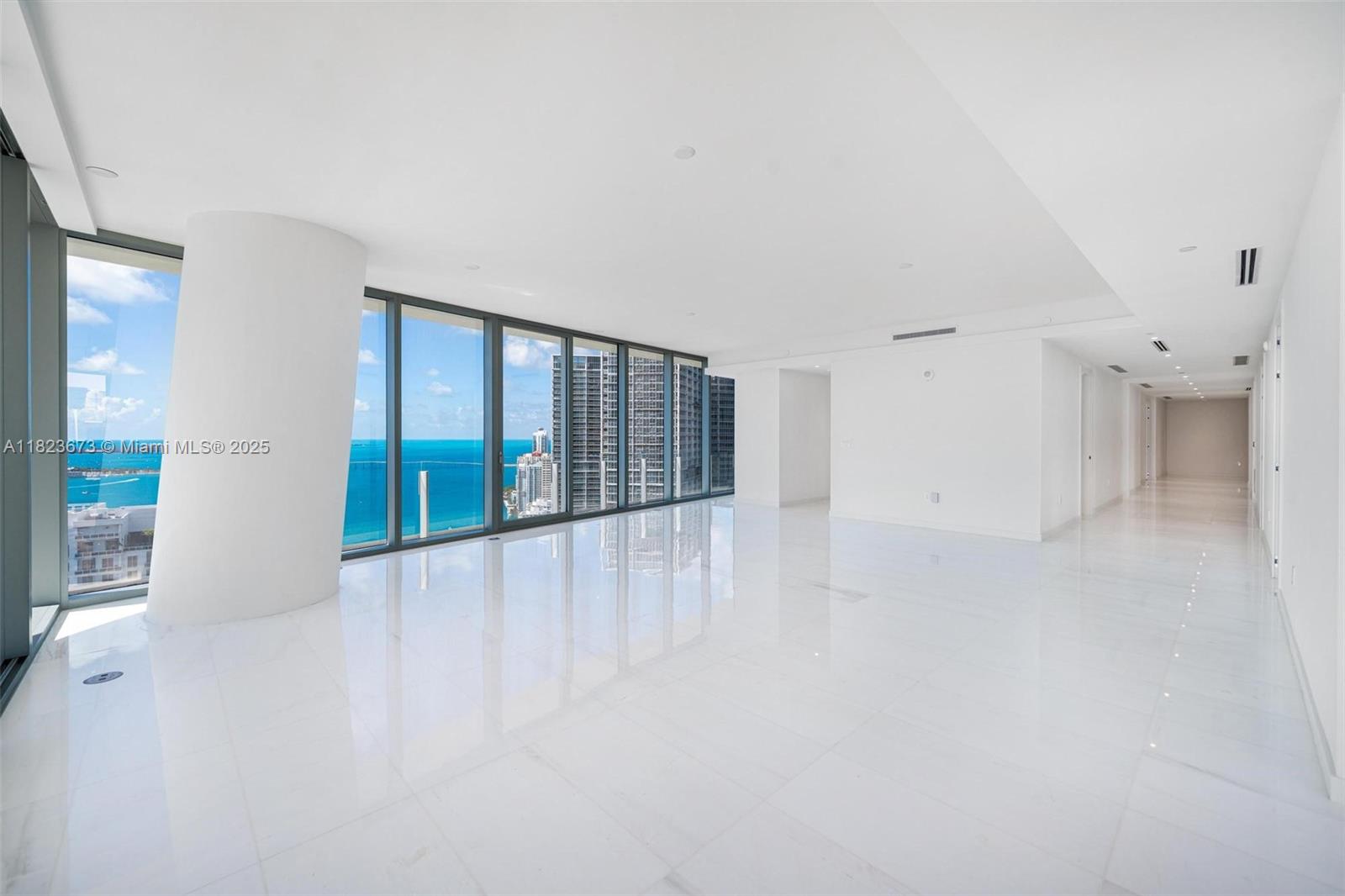 image Aston Martin Residences5