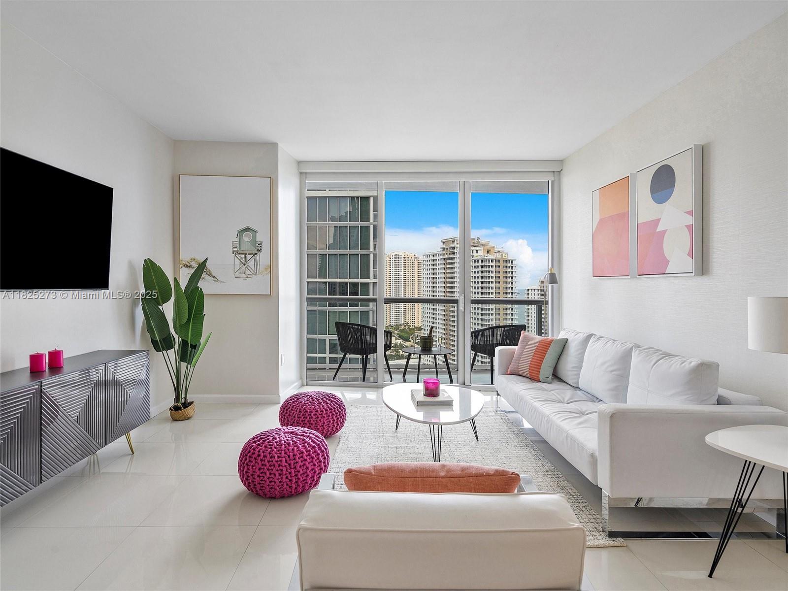image Icon Brickell Tower Three16