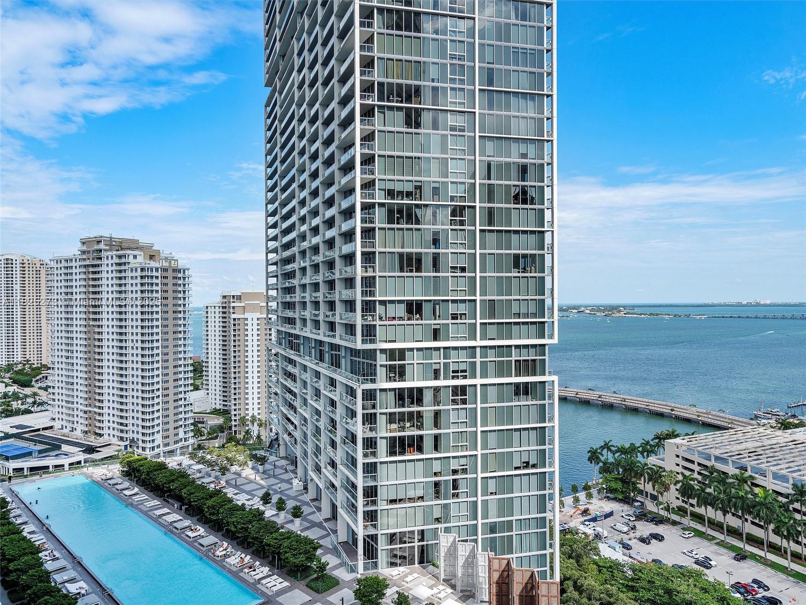 image Icon Brickell Tower Three22