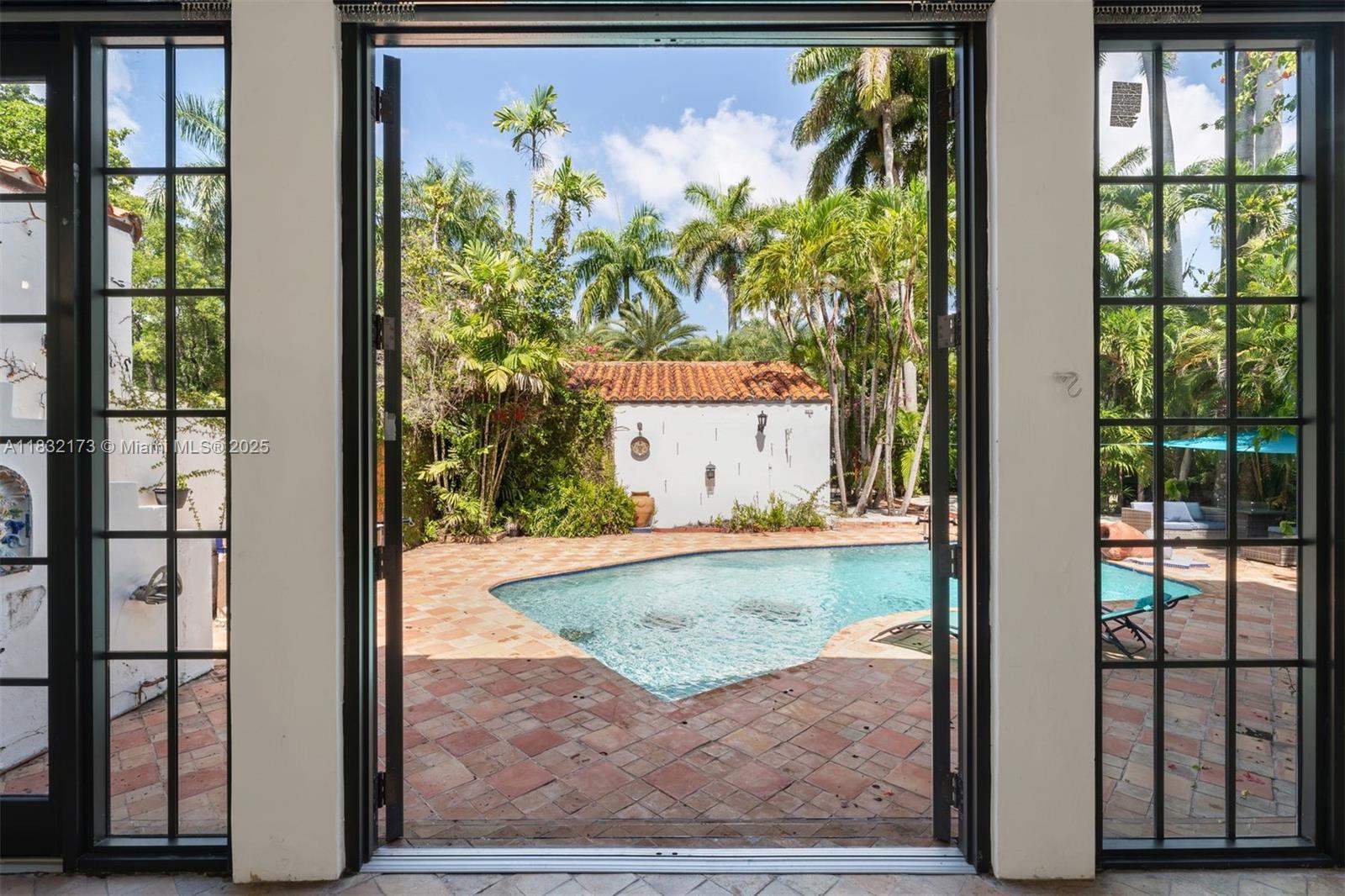 1624 Granada Blvd Coral Gables, FL 33134