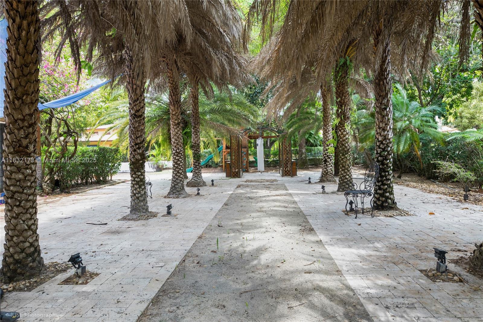 1624 Granada Blvd Coral Gables, FL 33134