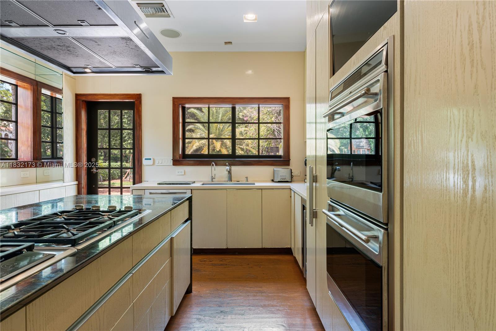 1624 Granada Blvd Coral Gables, FL 33134