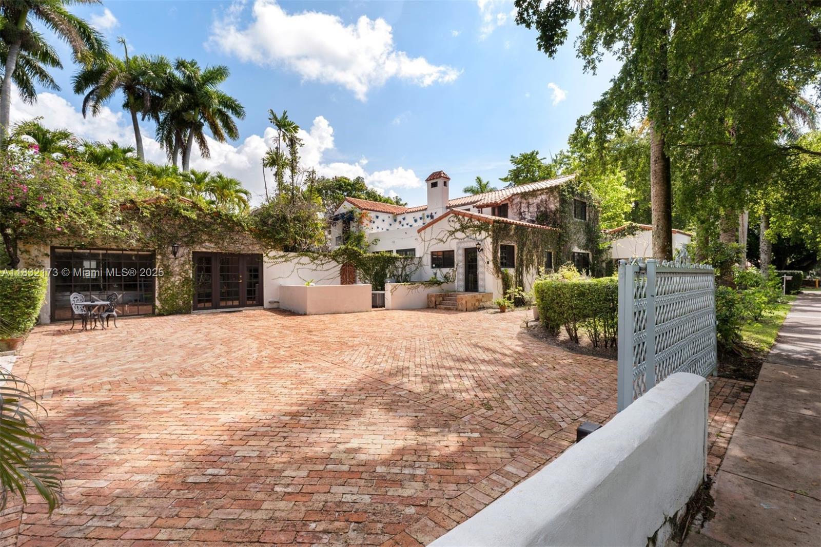 1624 Granada Blvd Coral Gables, FL 33134