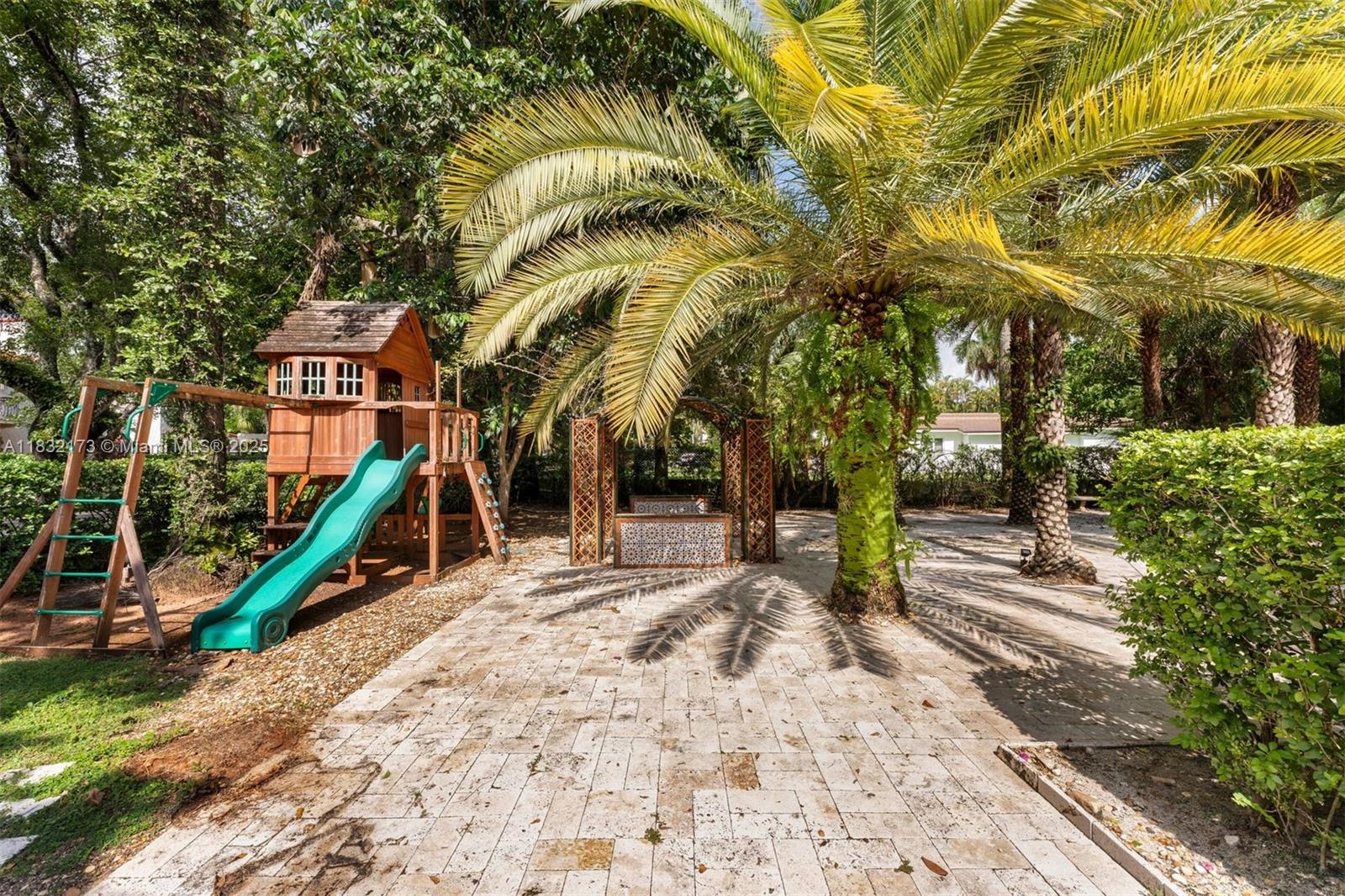 1624 Granada Blvd Coral Gables, FL 33134