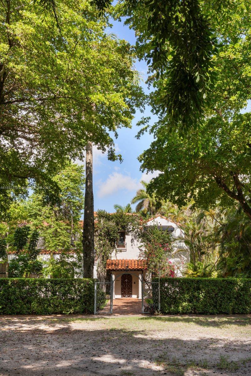 1624 Granada Blvd Coral Gables, FL 33134