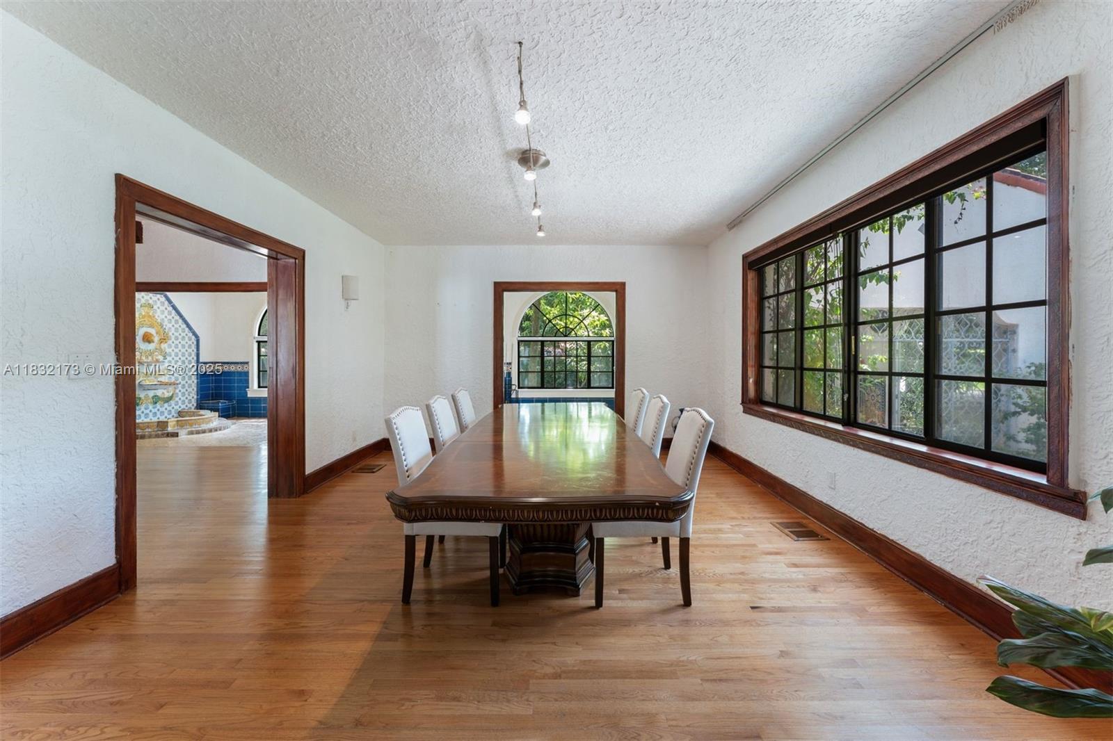 1624 Granada Blvd Coral Gables, FL 33134